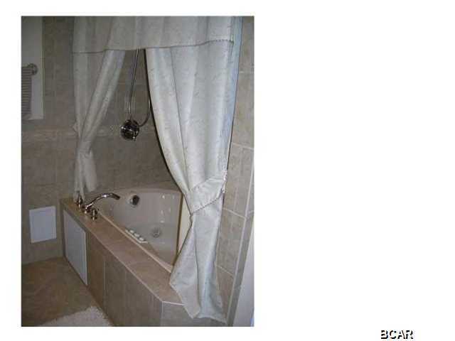 Grimes Callaway Bayou Est U-1 - Residential Lease