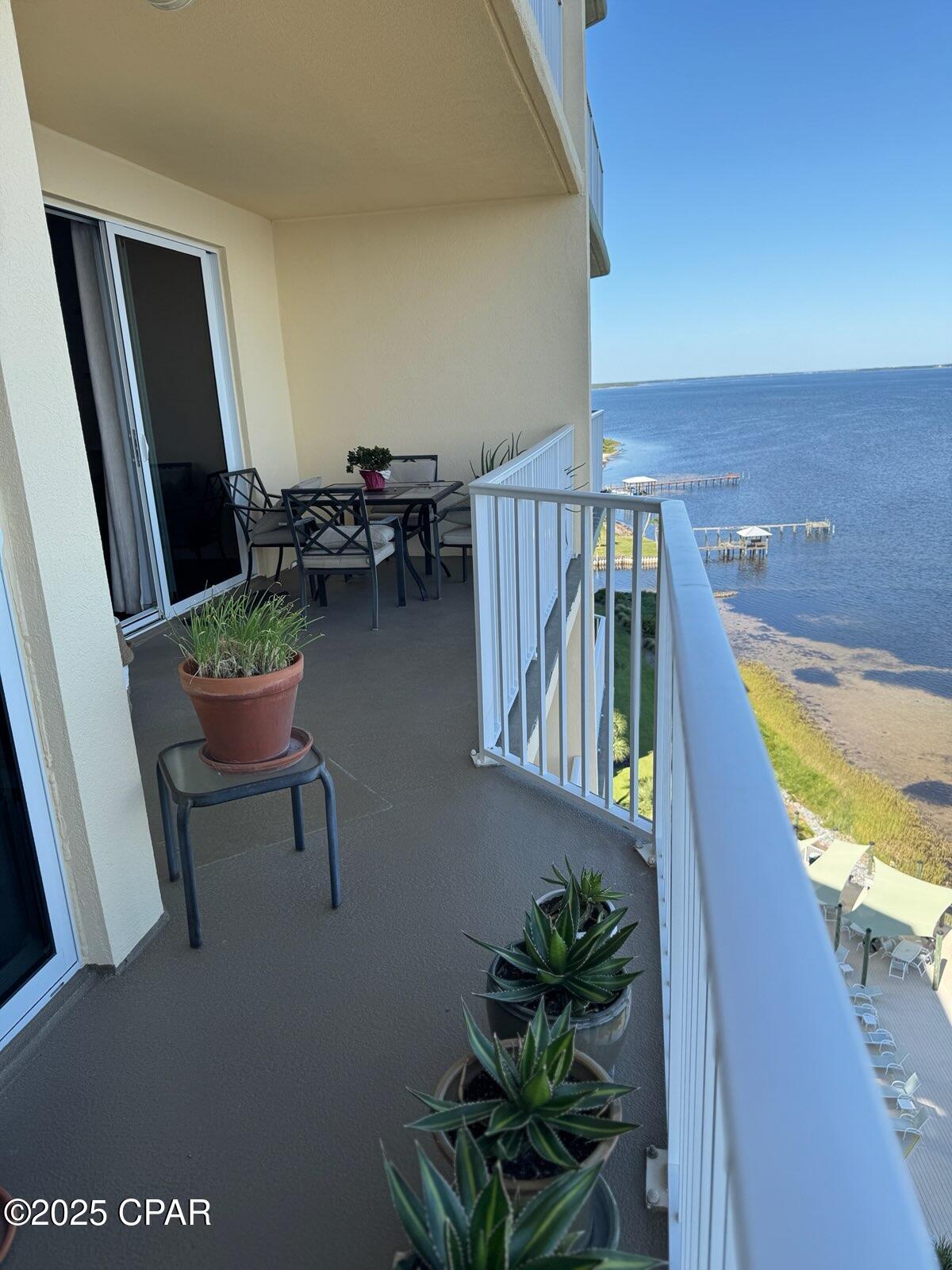 Hibiscus By The Bay - Residential