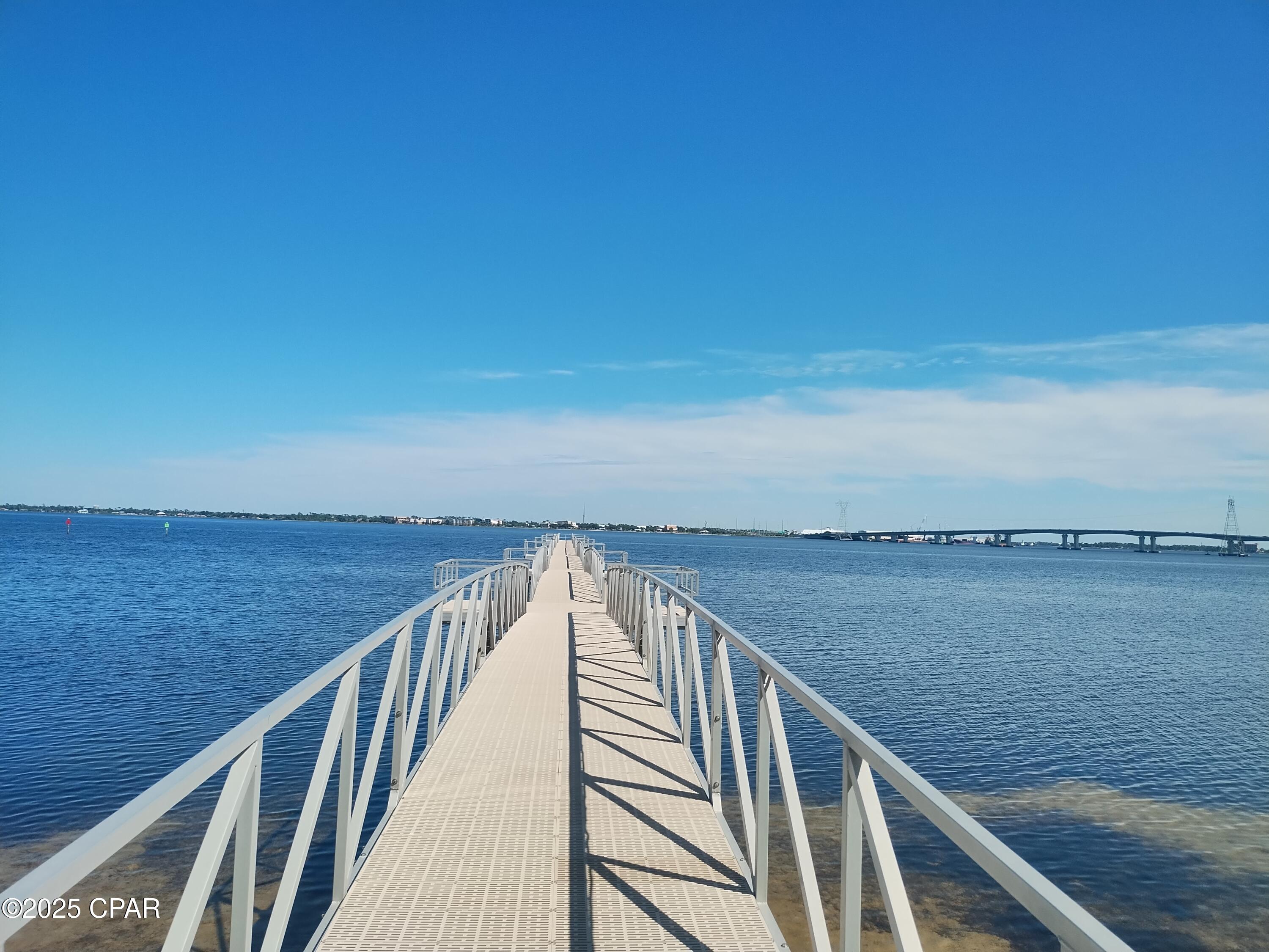 Hibiscus By The Bay - Residential