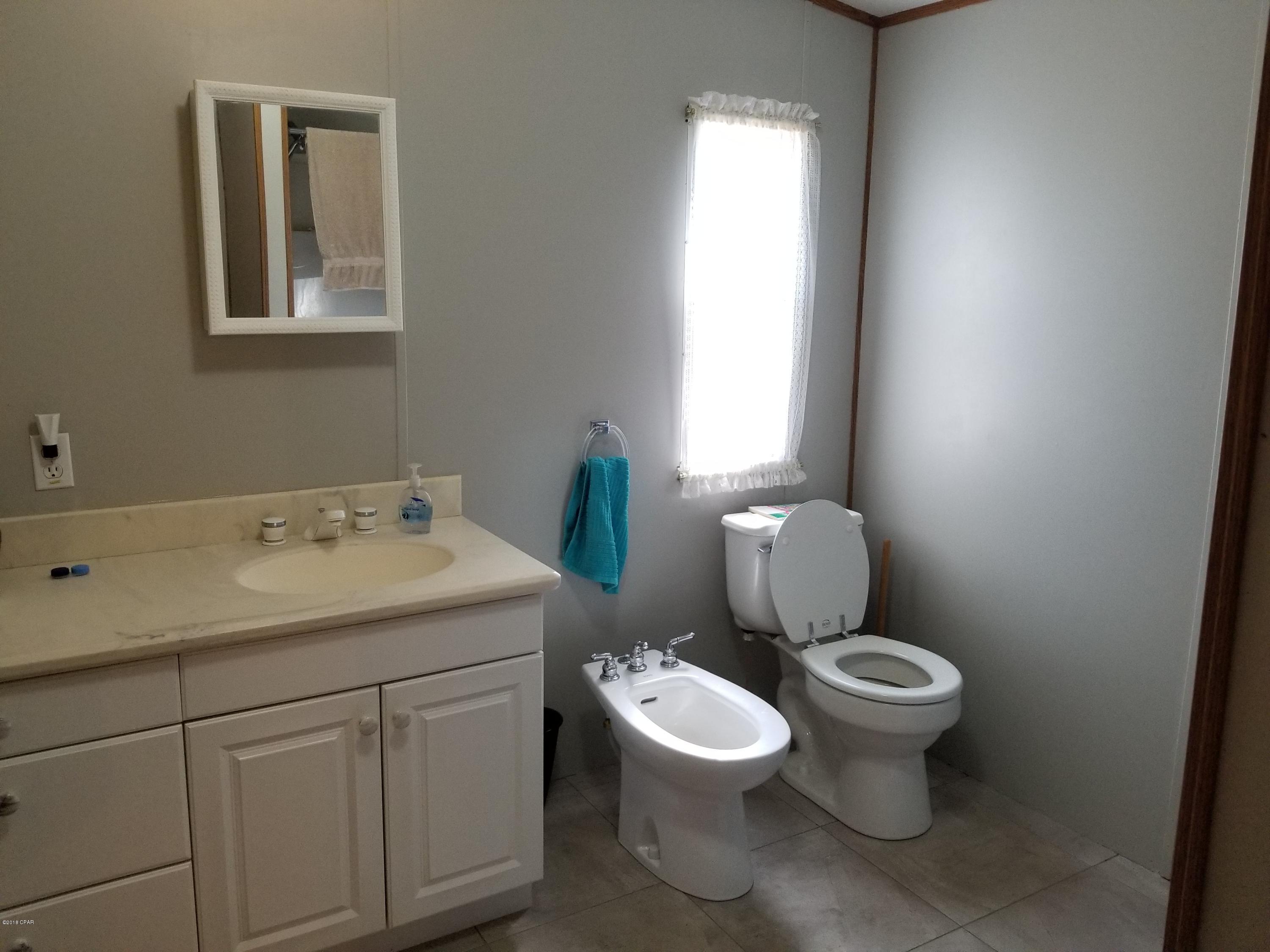 Leisure Lakes - Residential