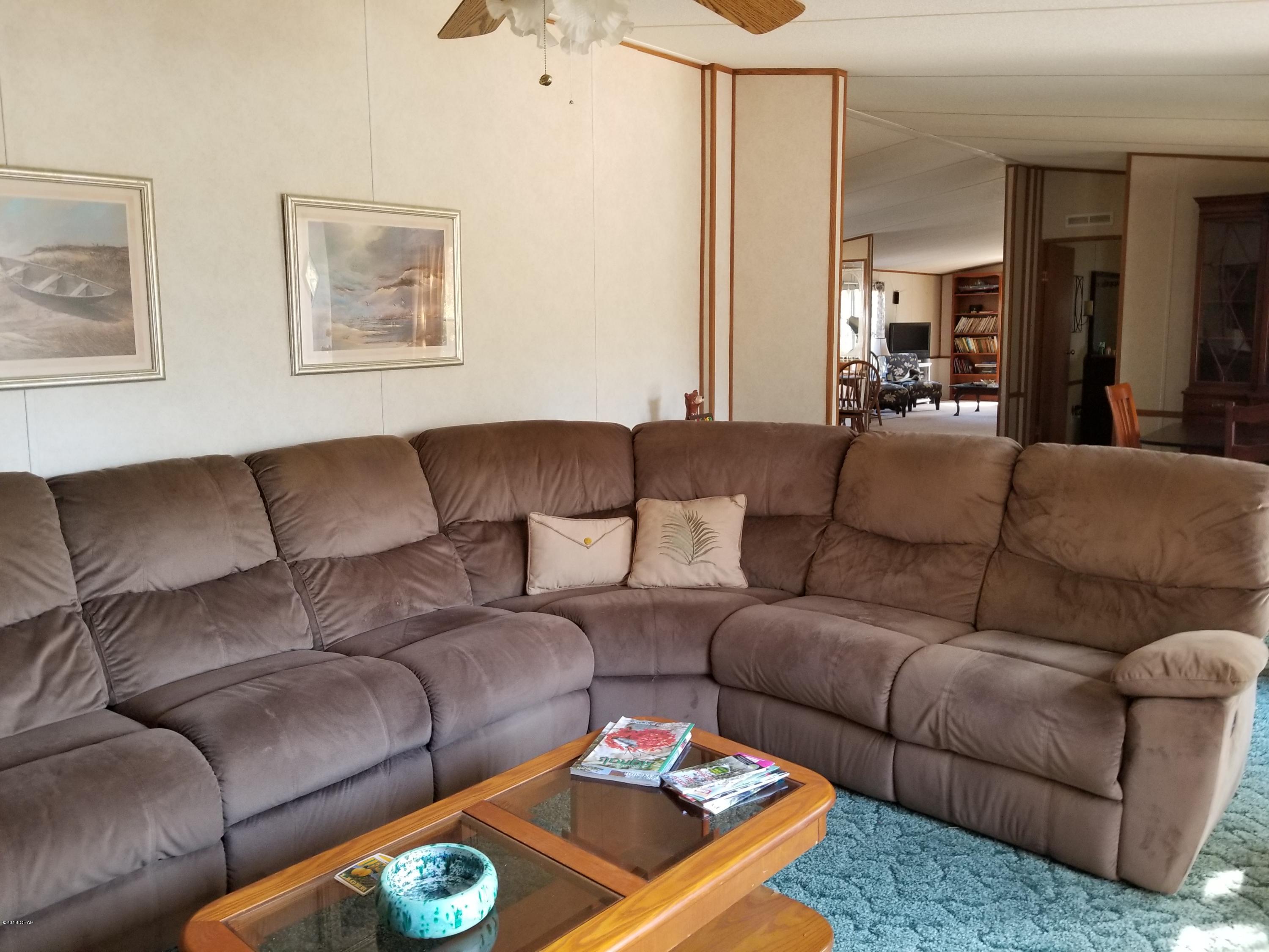 Leisure Lakes - Residential