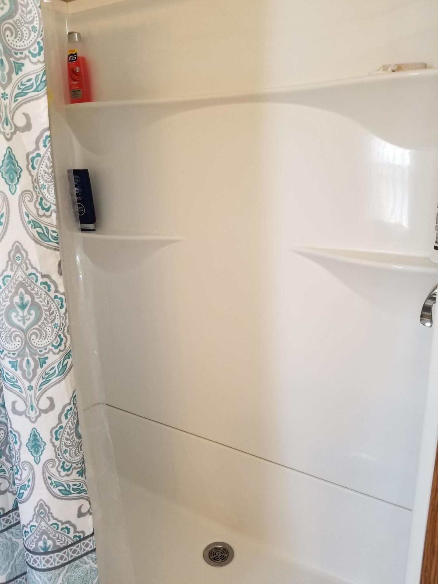 Leisure Lakes - Residential