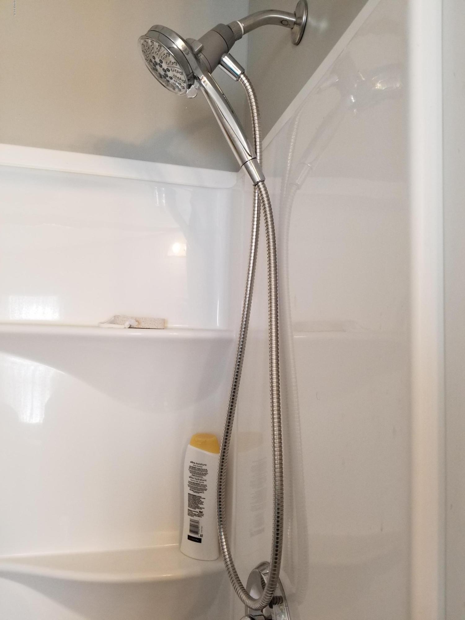 Leisure Lakes - Residential