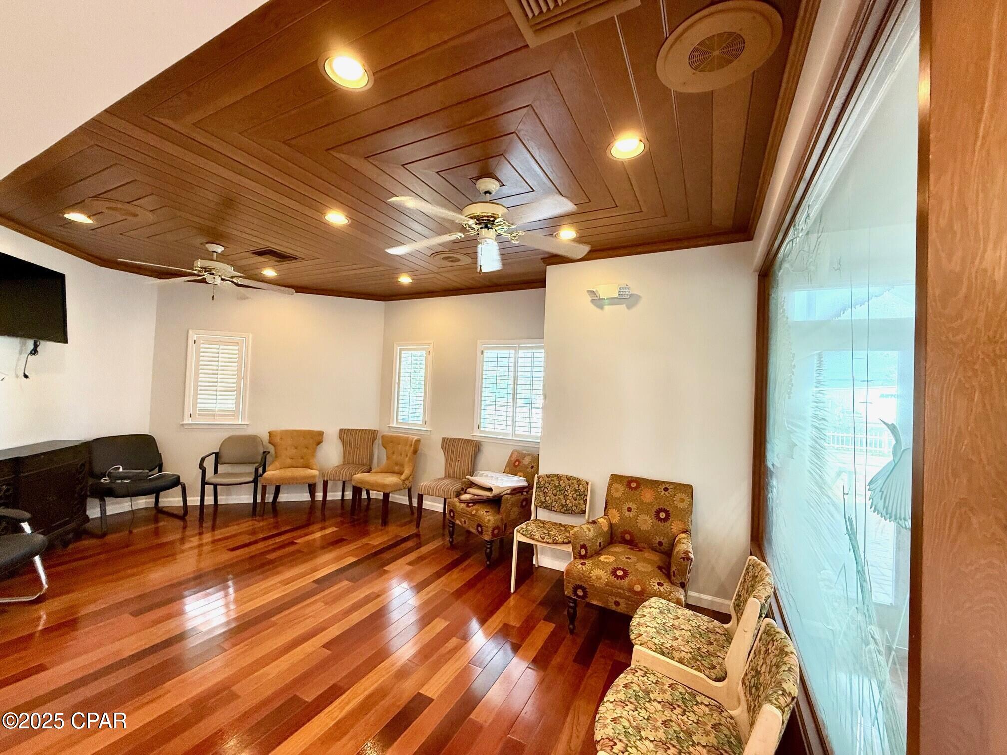 No Named Subdivision - Commercial Lease