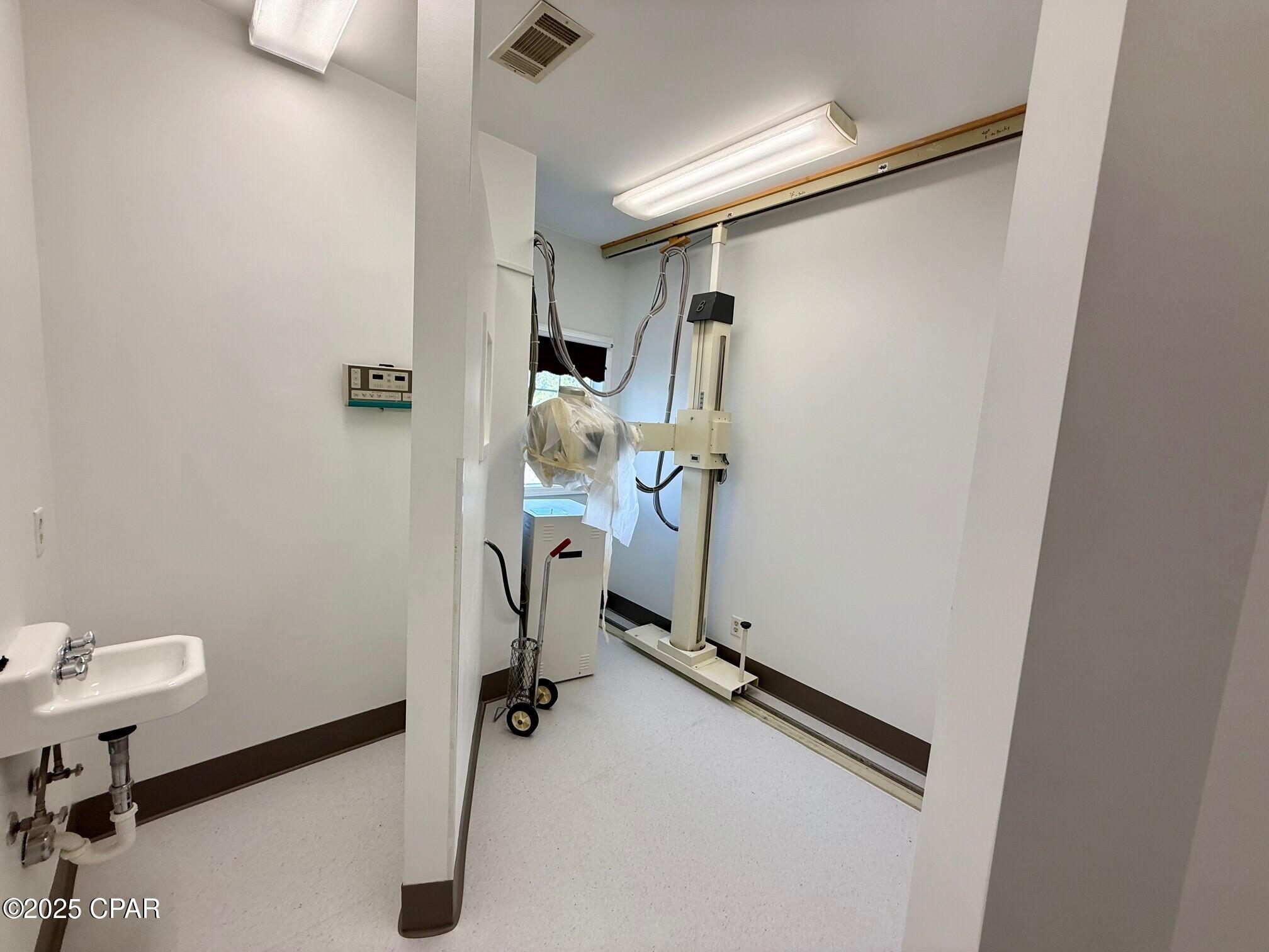 No Named Subdivision - Commercial Lease