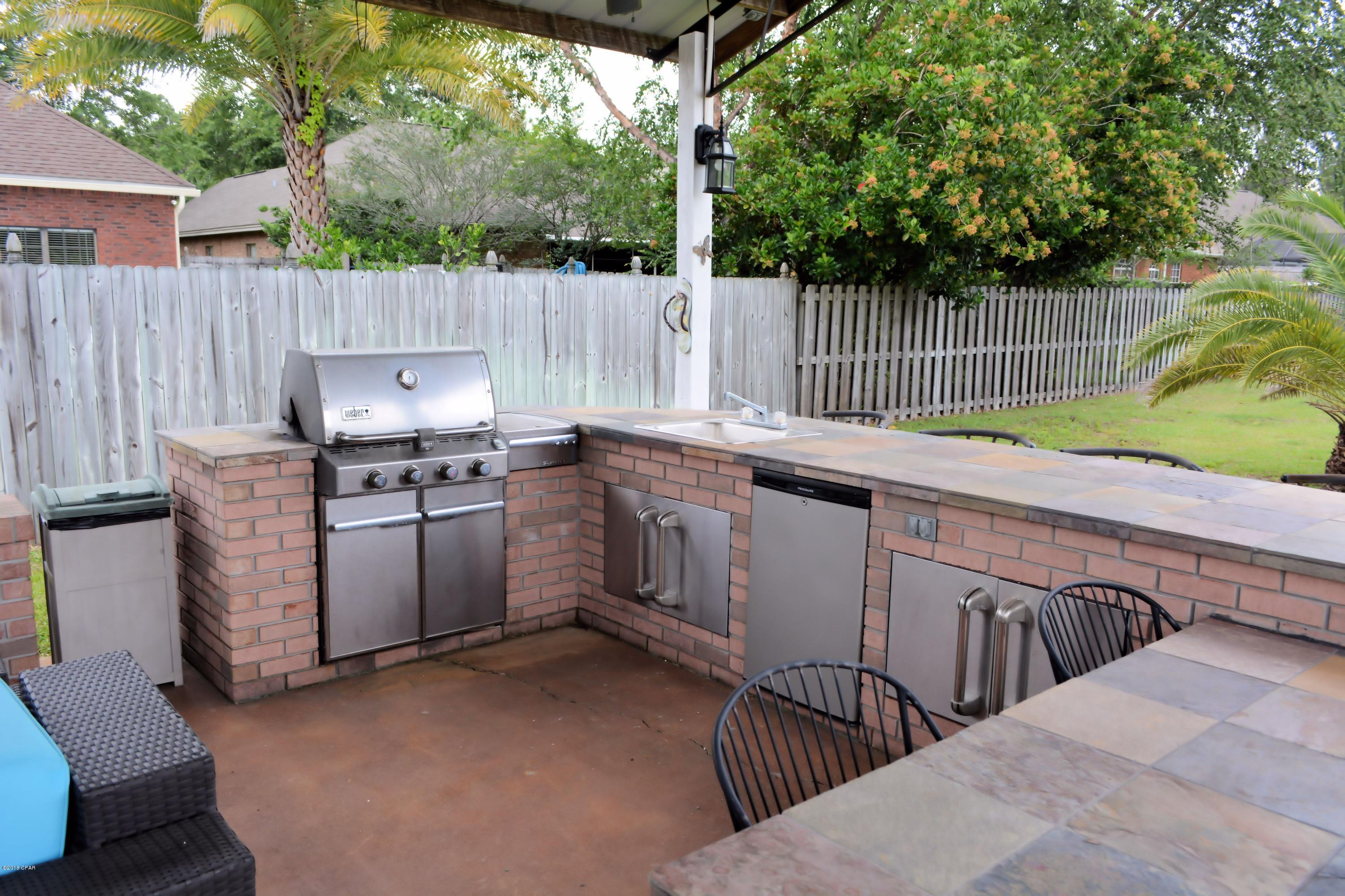 Mowat Highlands Ph VI - Residential