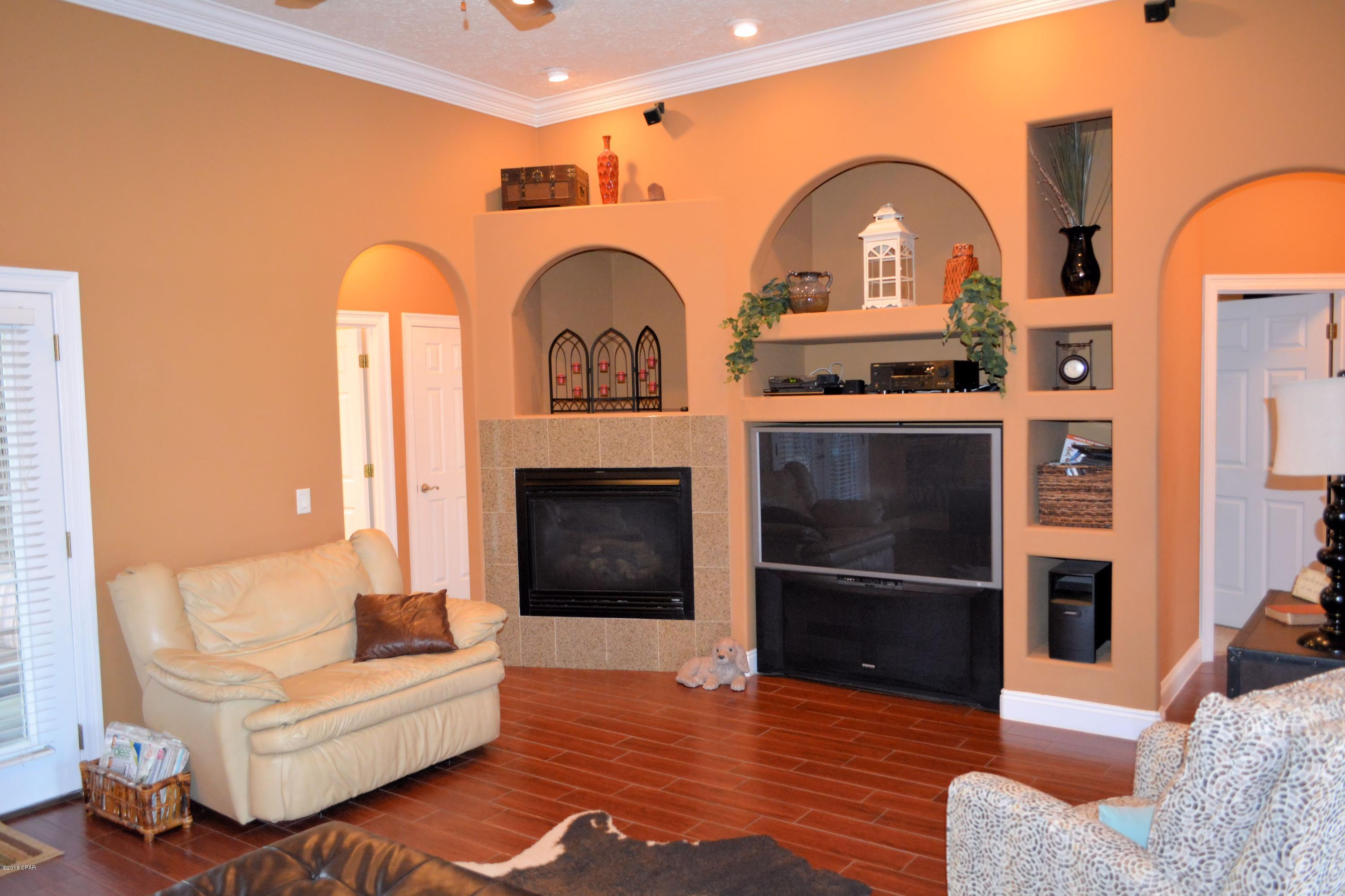 Mowat Highlands Ph VI - Residential