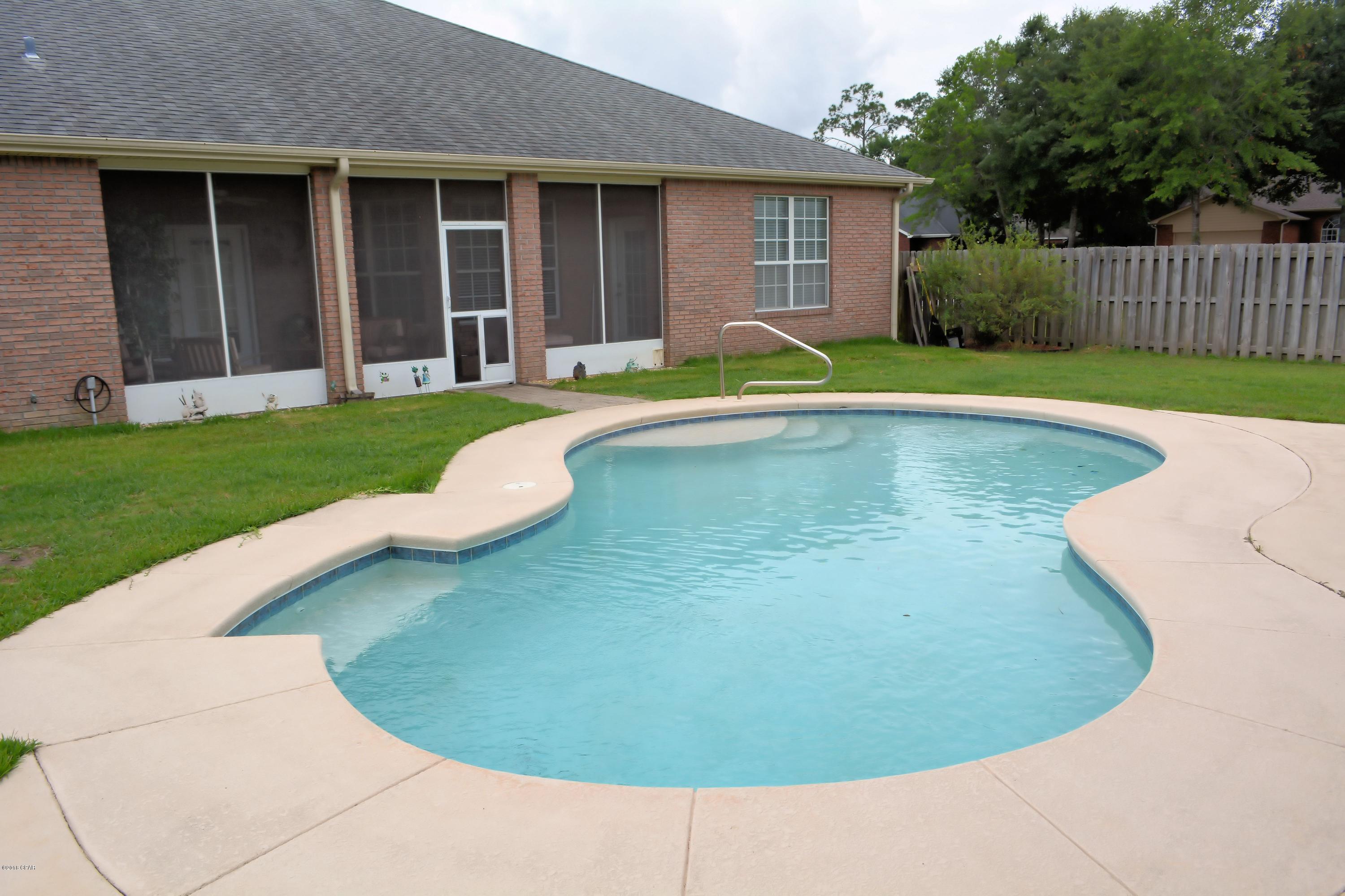 Mowat Highlands Ph VI - Residential