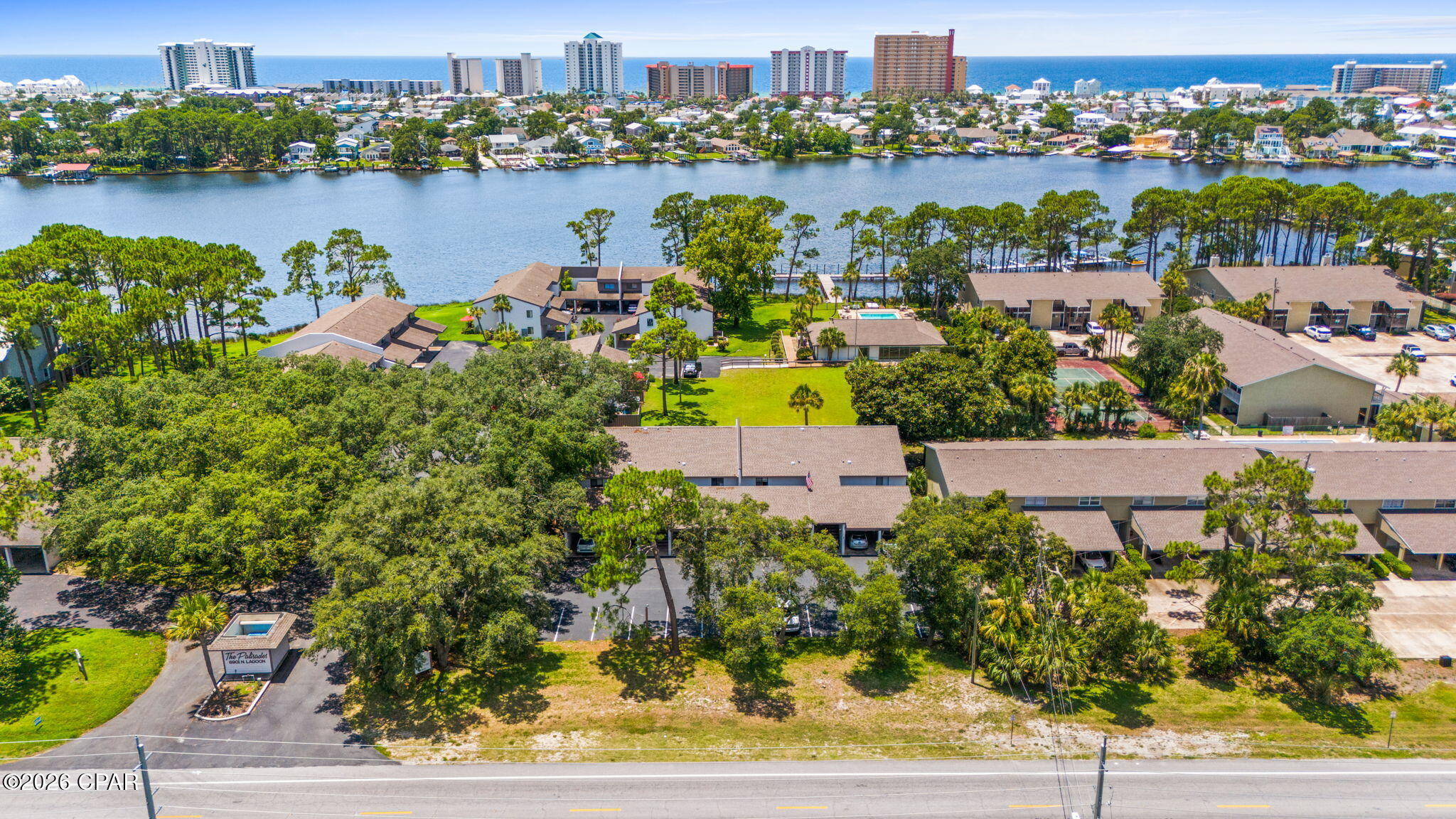 Palisades Condo Ph 1 - Residential