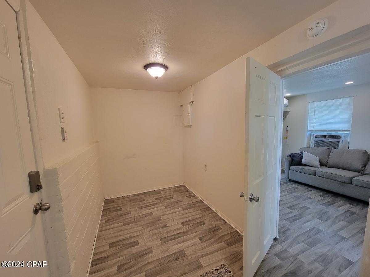 [No Recorded Subdiv] - Residential Lease