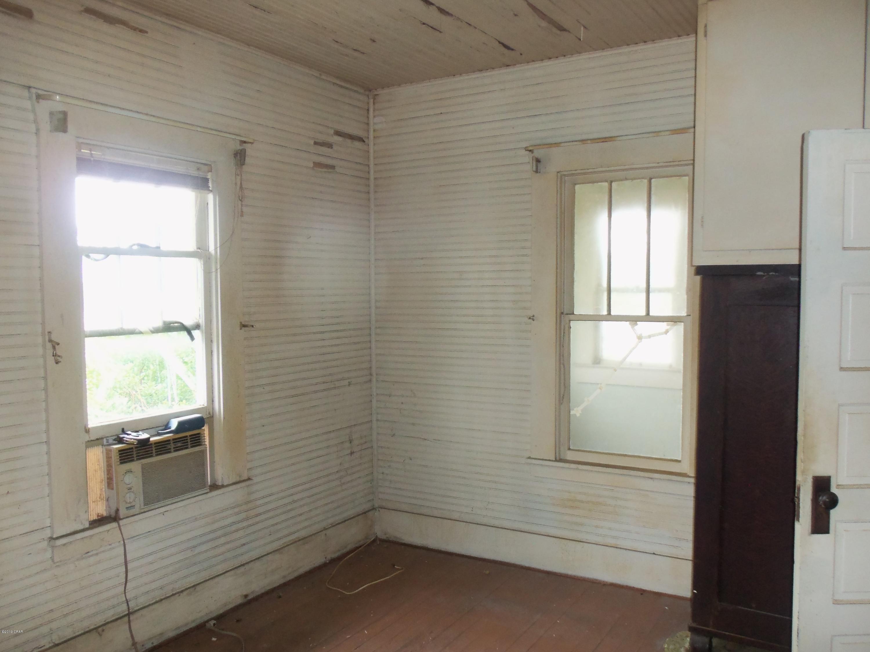 Sudduths 1st Add - Residential