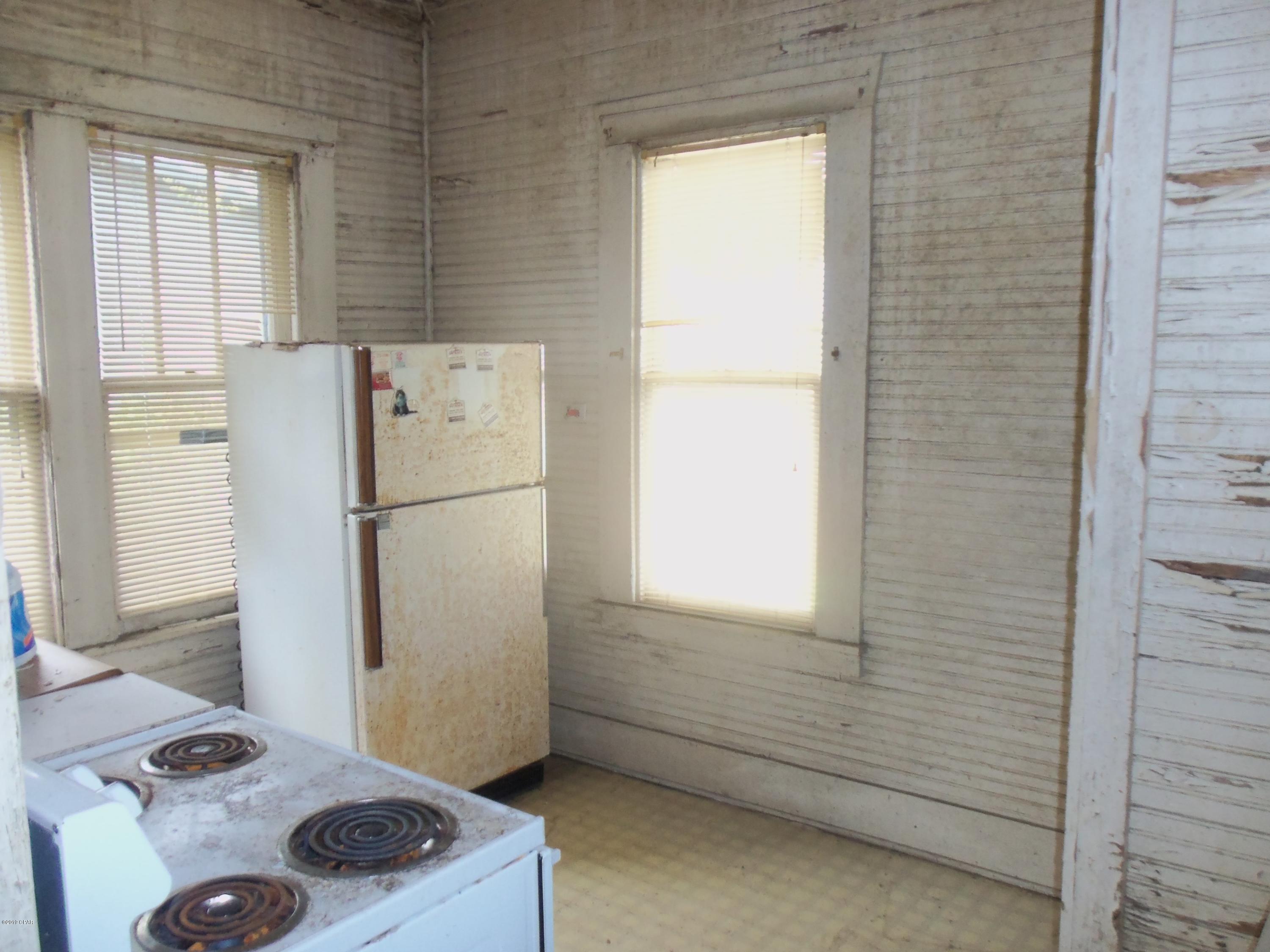 Sudduths 1st Add - Residential