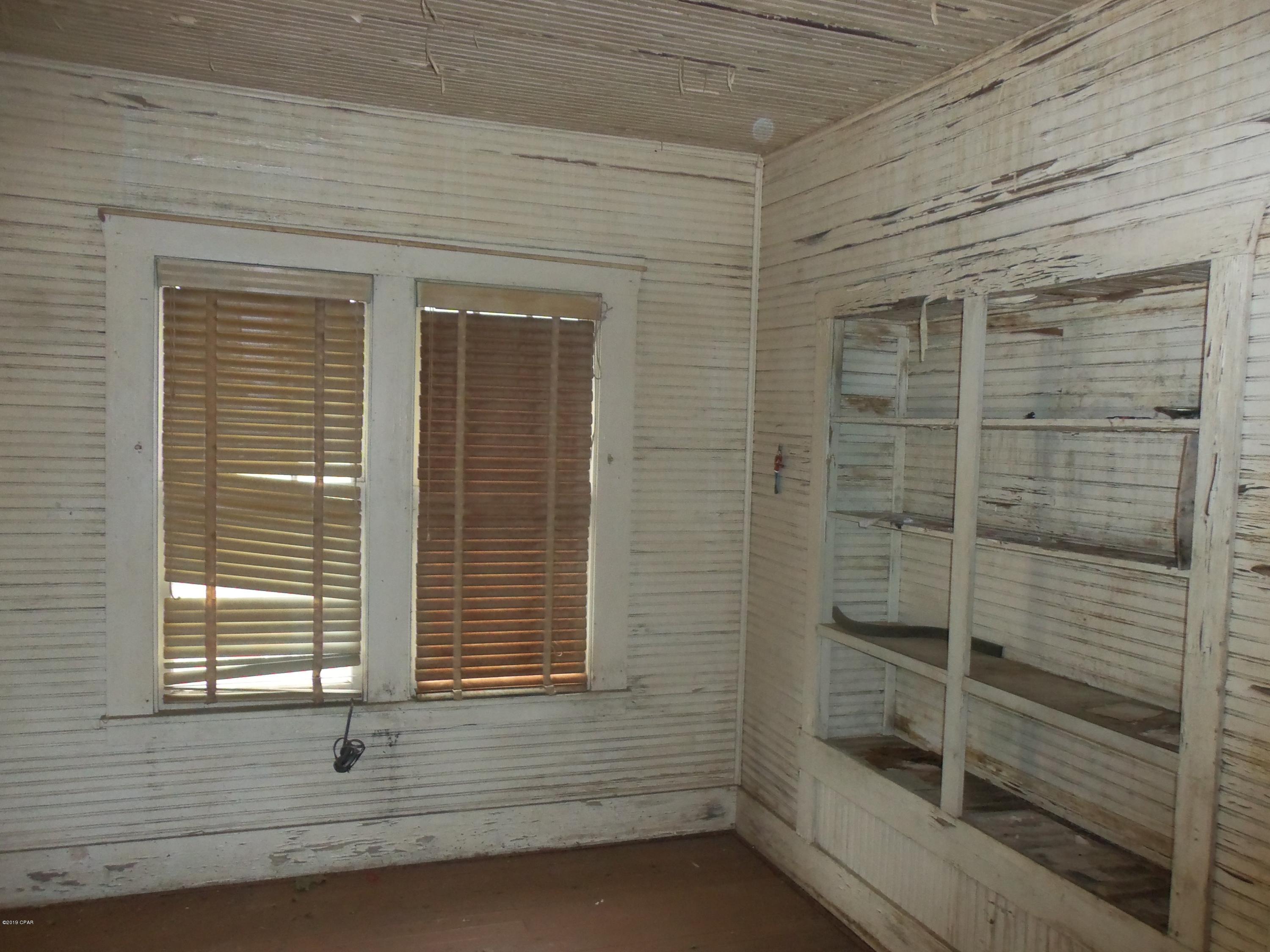 Sudduths 1st Add - Residential