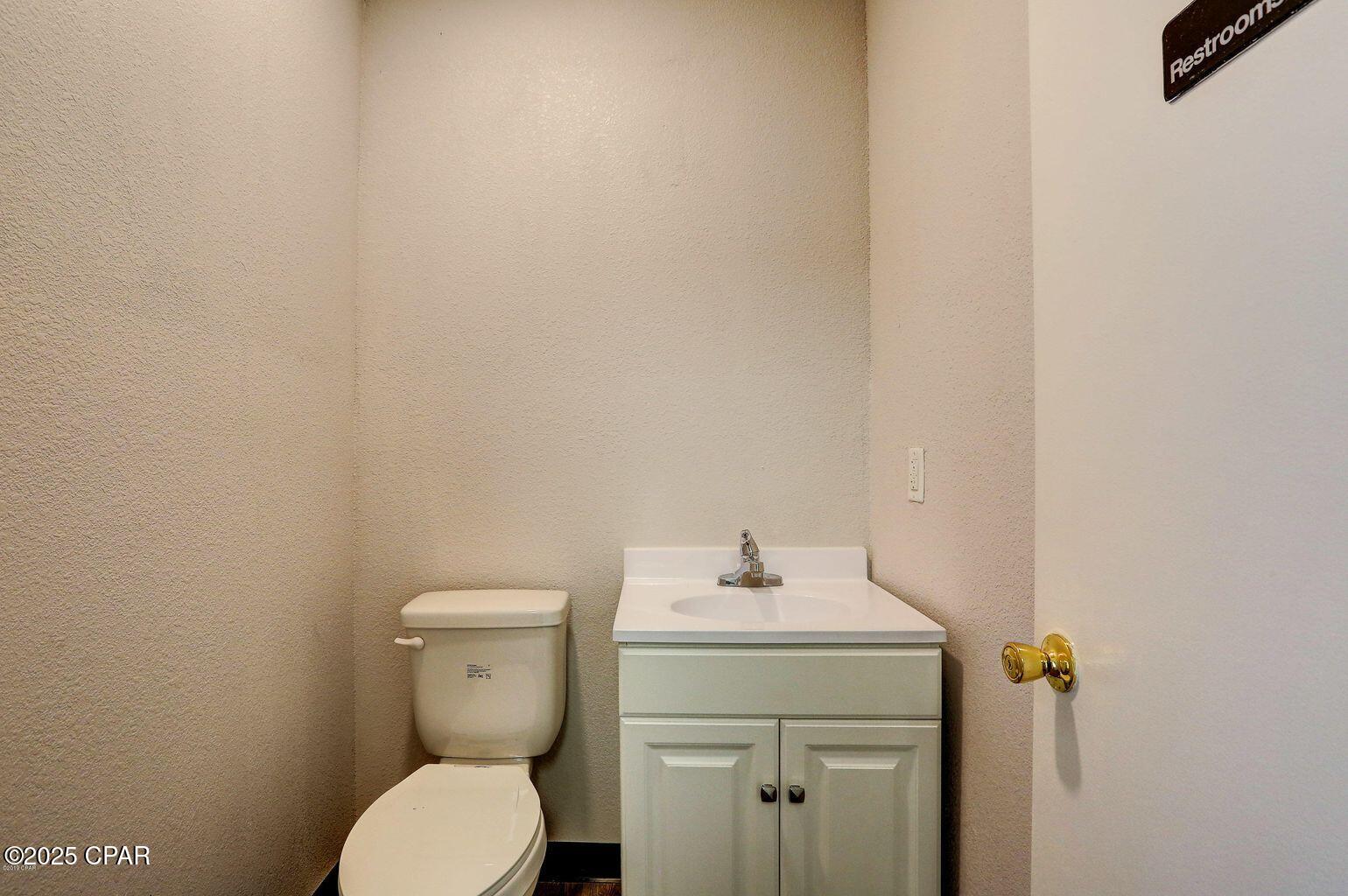 No Named Subdivision - Commercial Lease