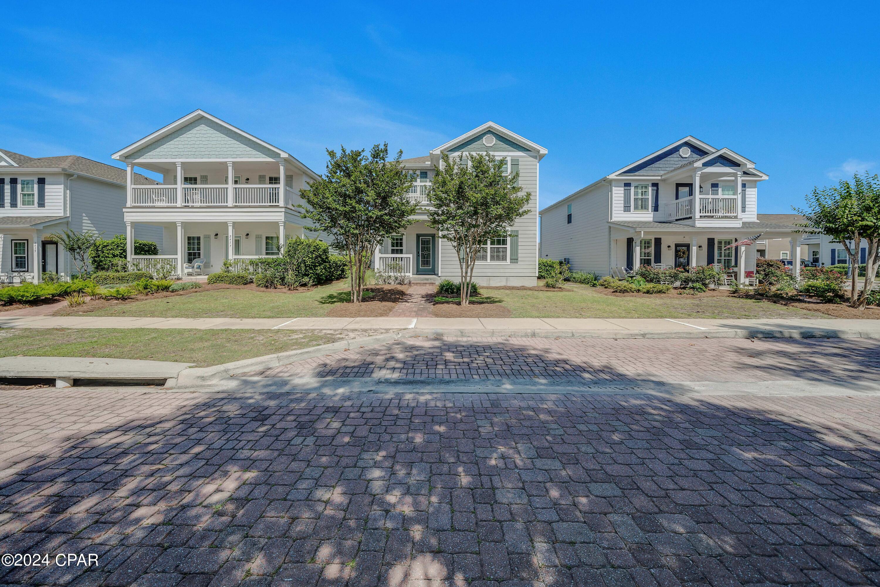 Magnolia Bay Club - Residential