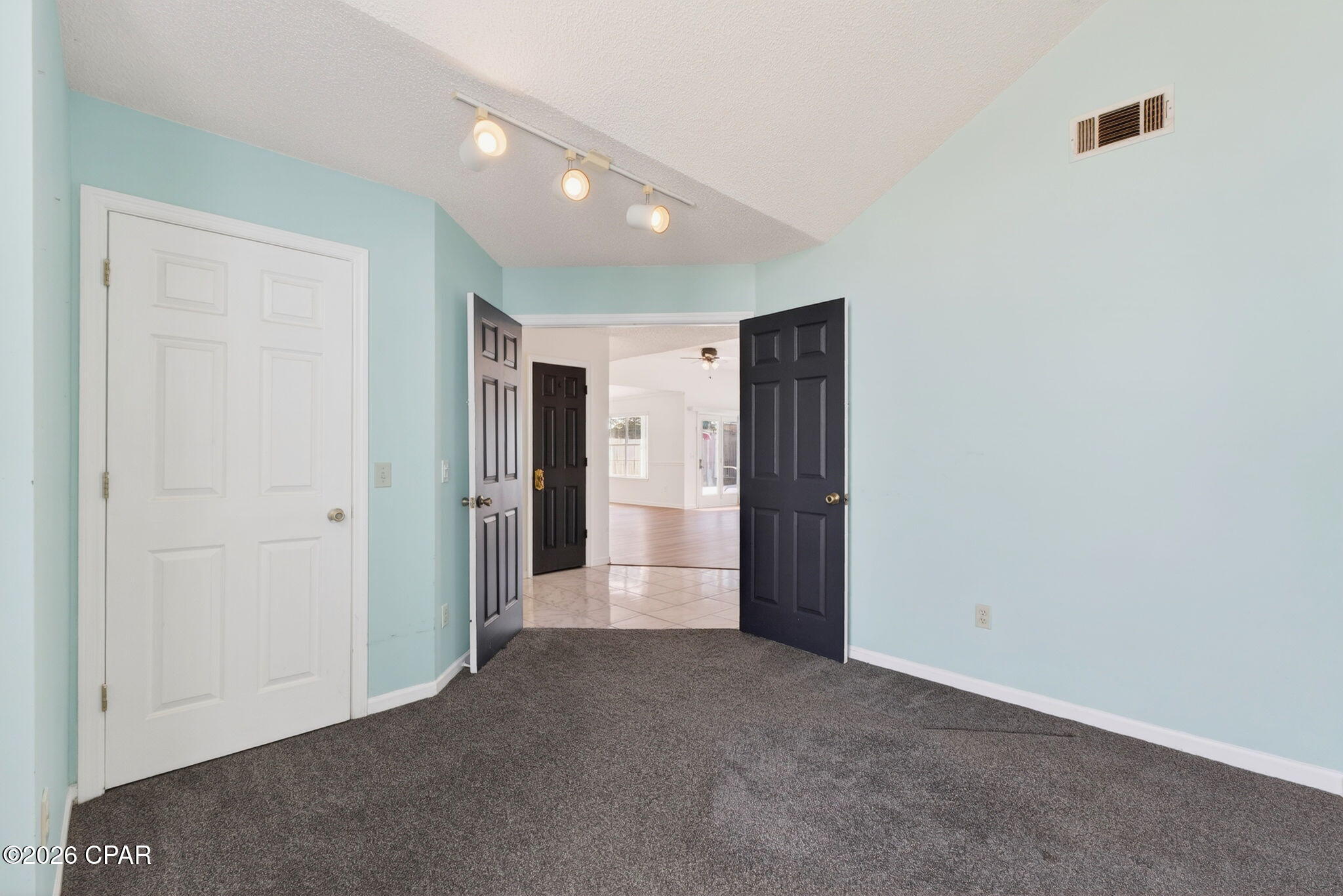 Heritage Woods - Residential