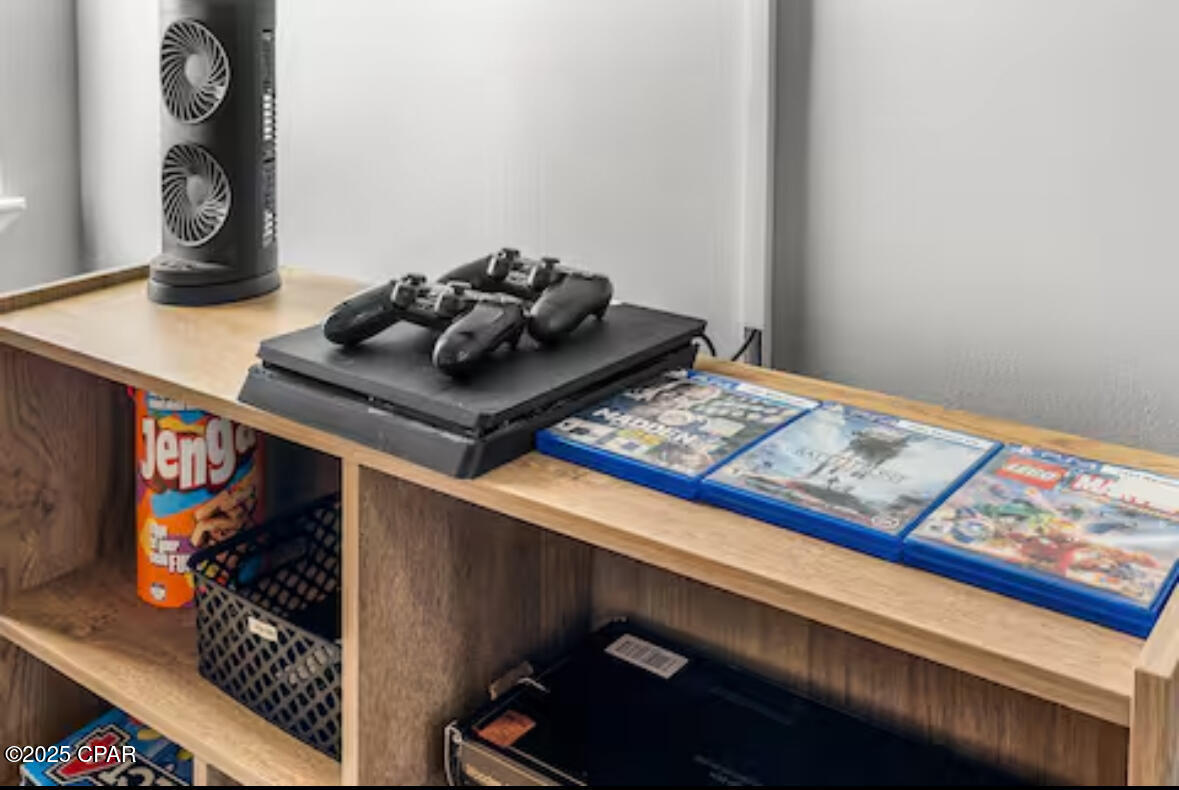 Holiday Beach Unit 14 - Residential