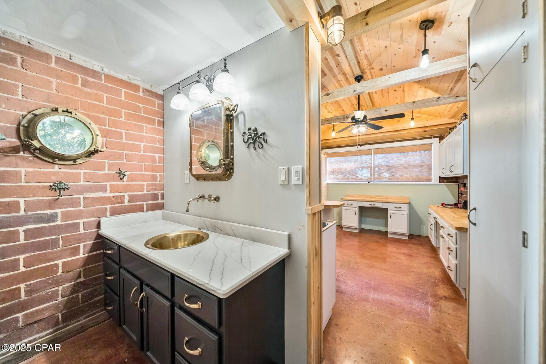 Sudduths 10Th Add - Residential