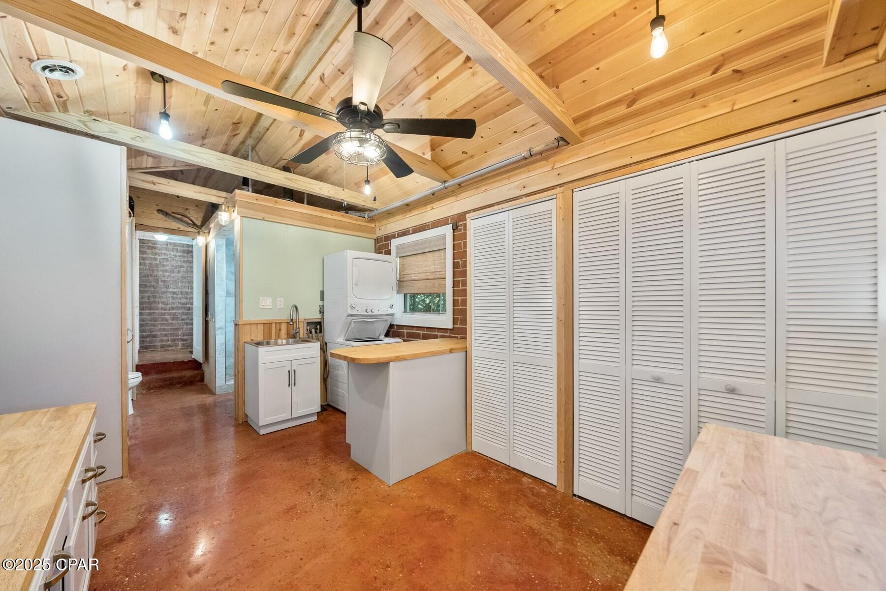 Sudduths 10Th Add - Residential