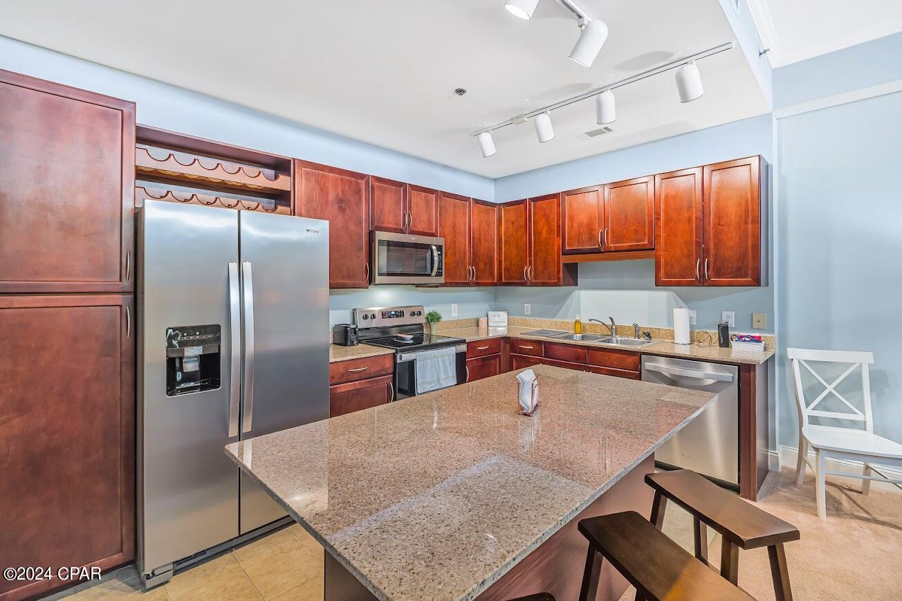 Laketown Wharf - Residential