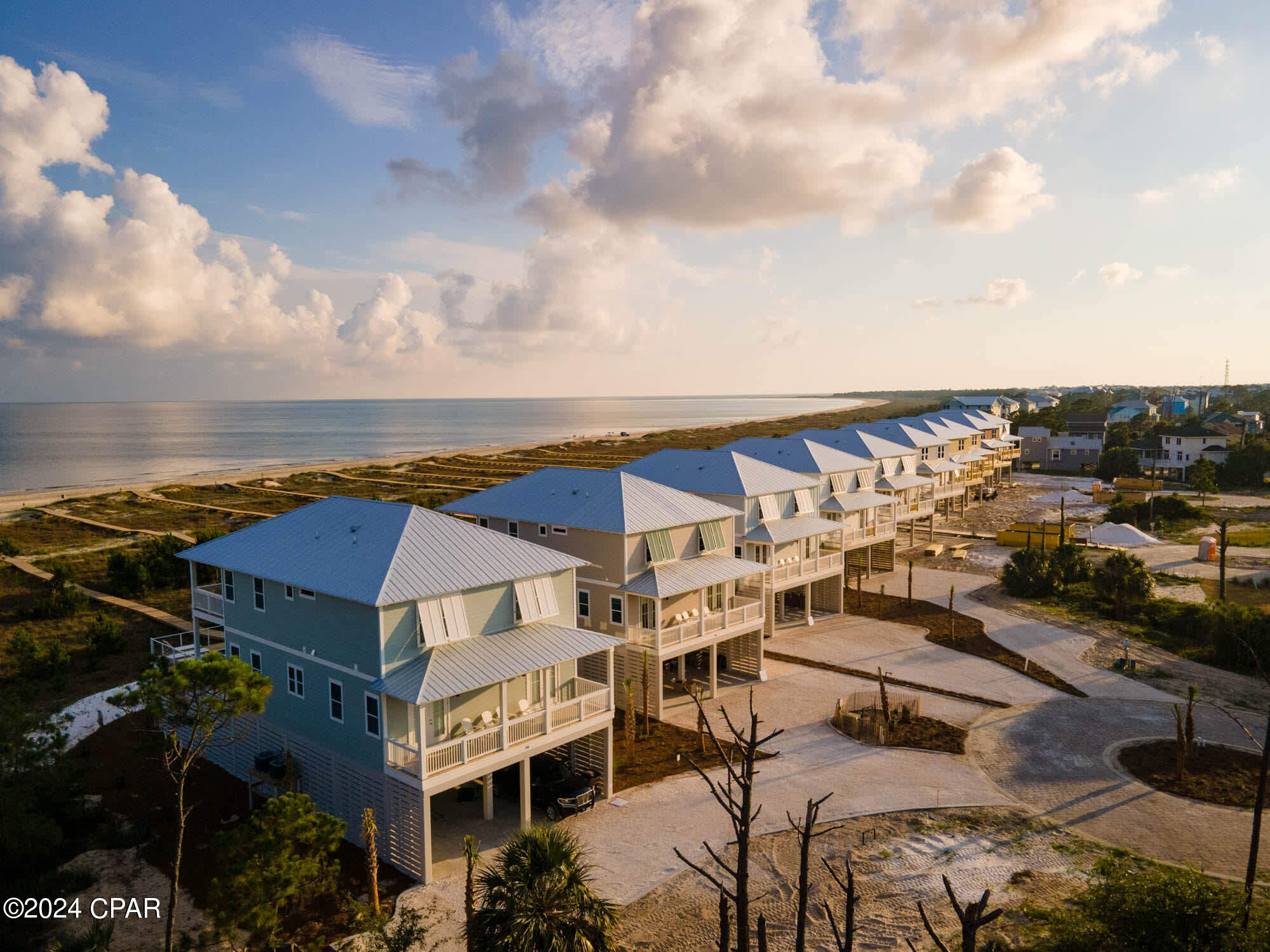 Villa Del Sol - Residential