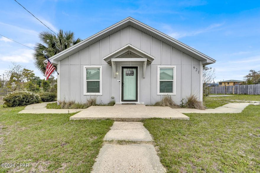 CURRENTLY UNDER CONTRACT, SELLER WILL CONSIDER BACKUP OFFERS.  This stunningly updated 3 bedroom, 2 bathroom home is situated in a prime location close to Downtown Panama City and charming Historic St. Andrews. This beautiful home is perfect for those seeking a blend of convenience and comfort.
 
Inside, you'll be greeted by a beautifully updated interior featuring new flooring, baseboards, and paint throughout. The home offers a cozy family room and a spacious great room creating the perfect ambiance for relaxation and entertaining. Make lasting memories with family and friends in the spacious backyard of this home that is perfect for entertaining. The fully fenced in back yard offers a large enough gate to pull a boat or car through. With its prime location and thoughtful updates, this home offers the perfect blend of modern living and historic charm. Don't miss your chance to make this exquisite property your own sanctuary in Panama City.
 
Call your favorite Realtor today to schedule your private showing. If important, please verify all information and measurements.