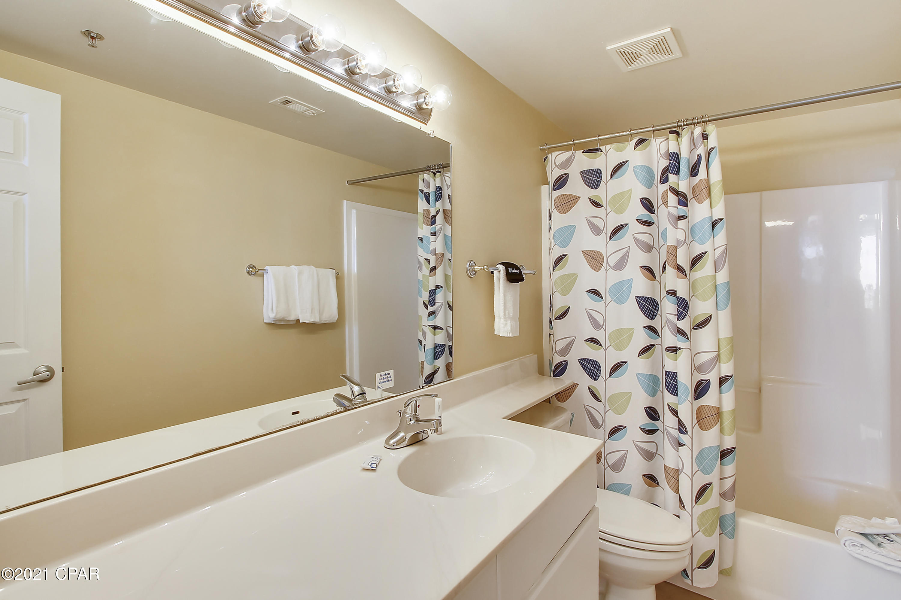 Shores Of Panama Phase I - Residential