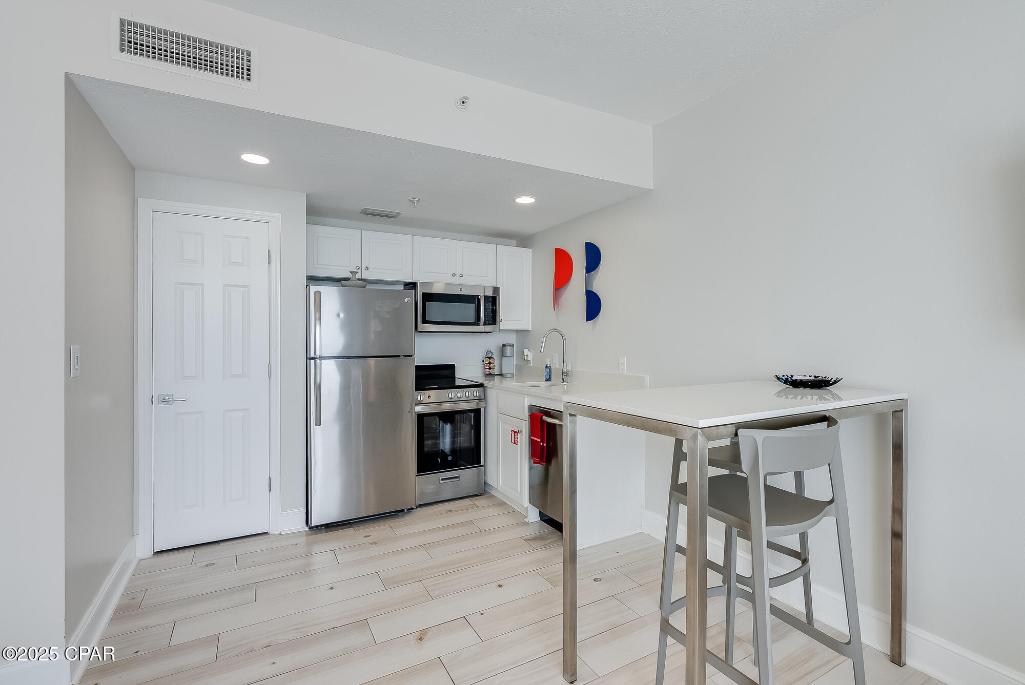 Majestic Beach Tower I - Residential