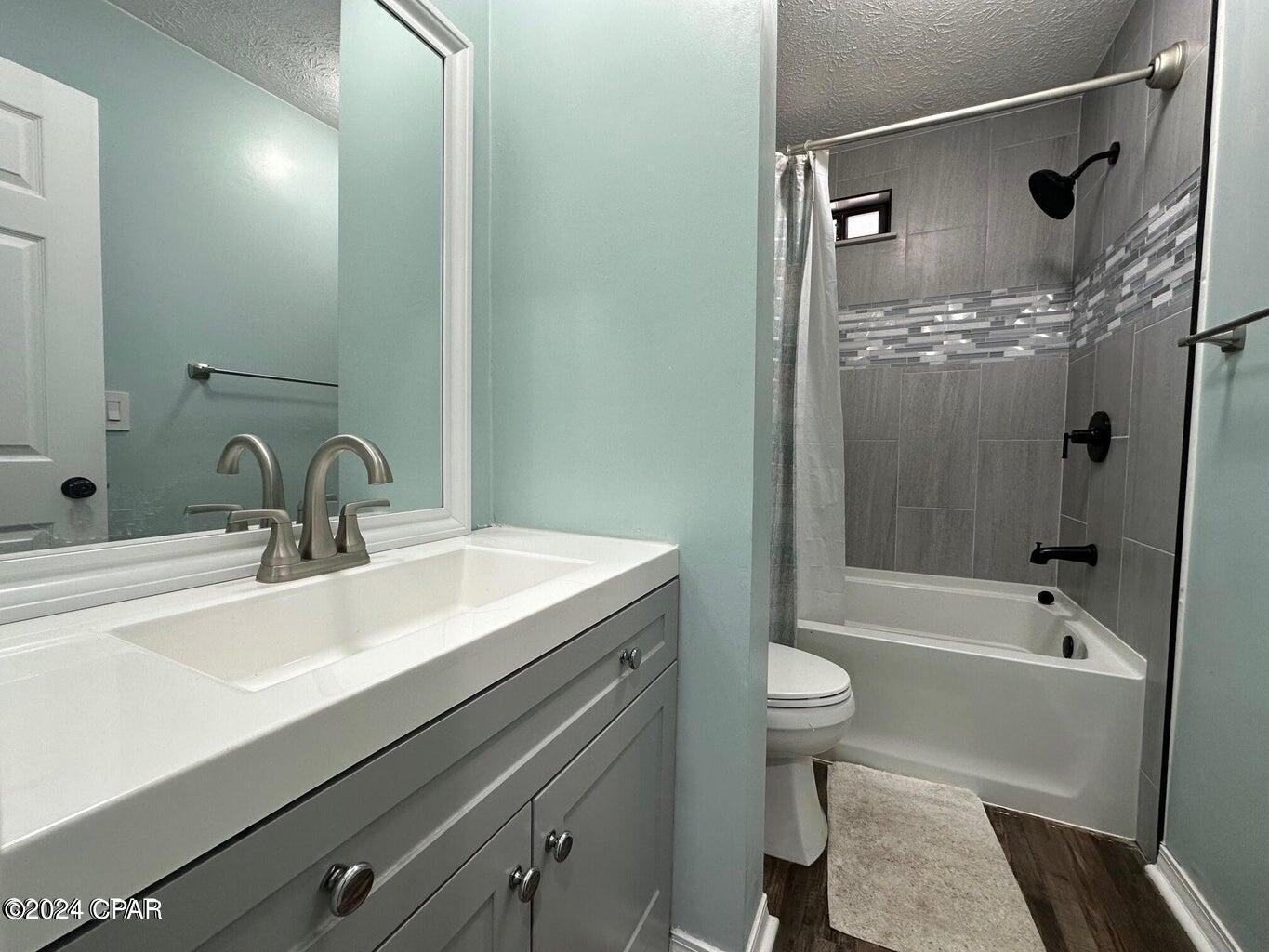 Harbour Towne - Residential Lease