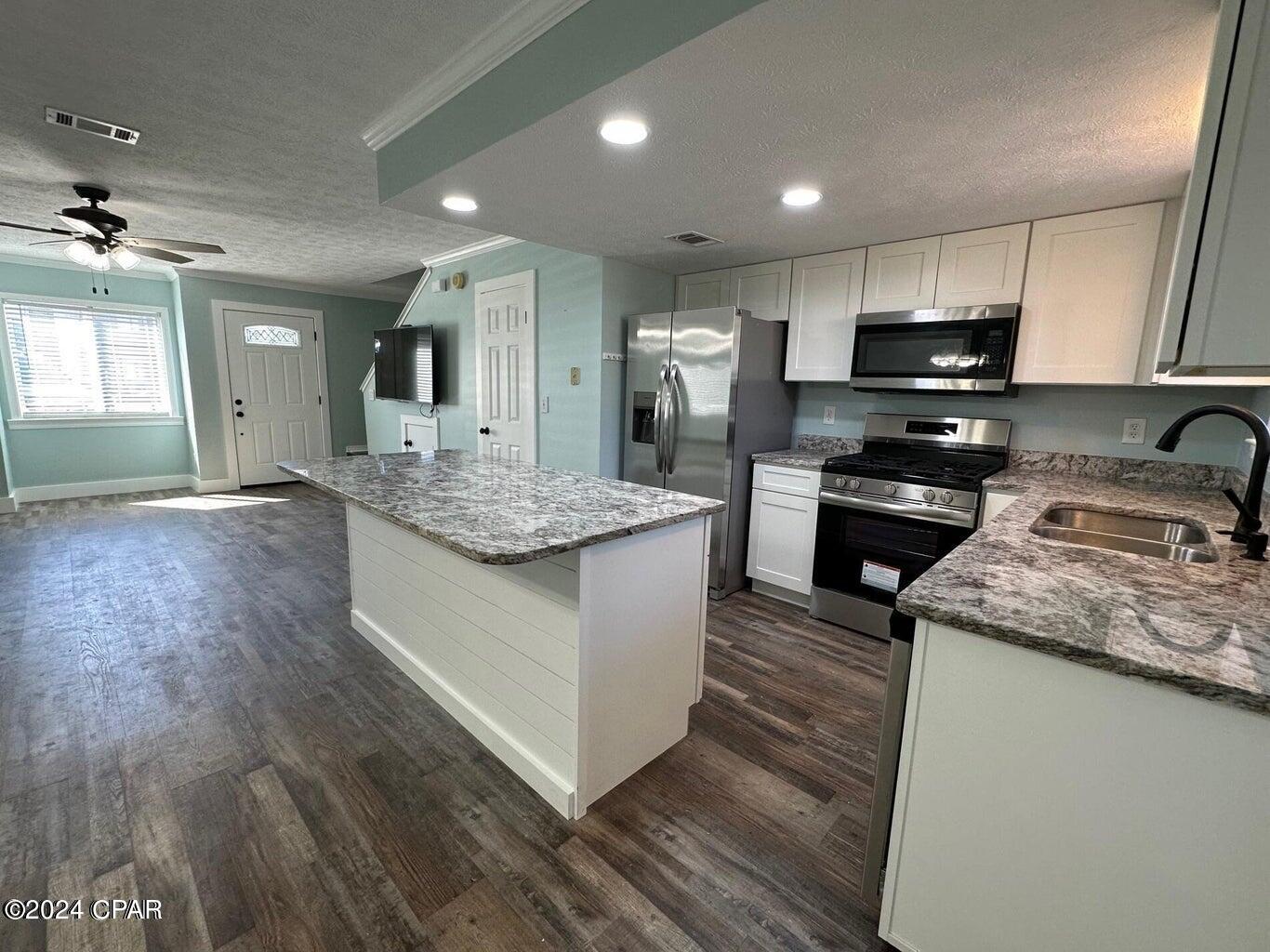 Harbour Towne - Residential Lease