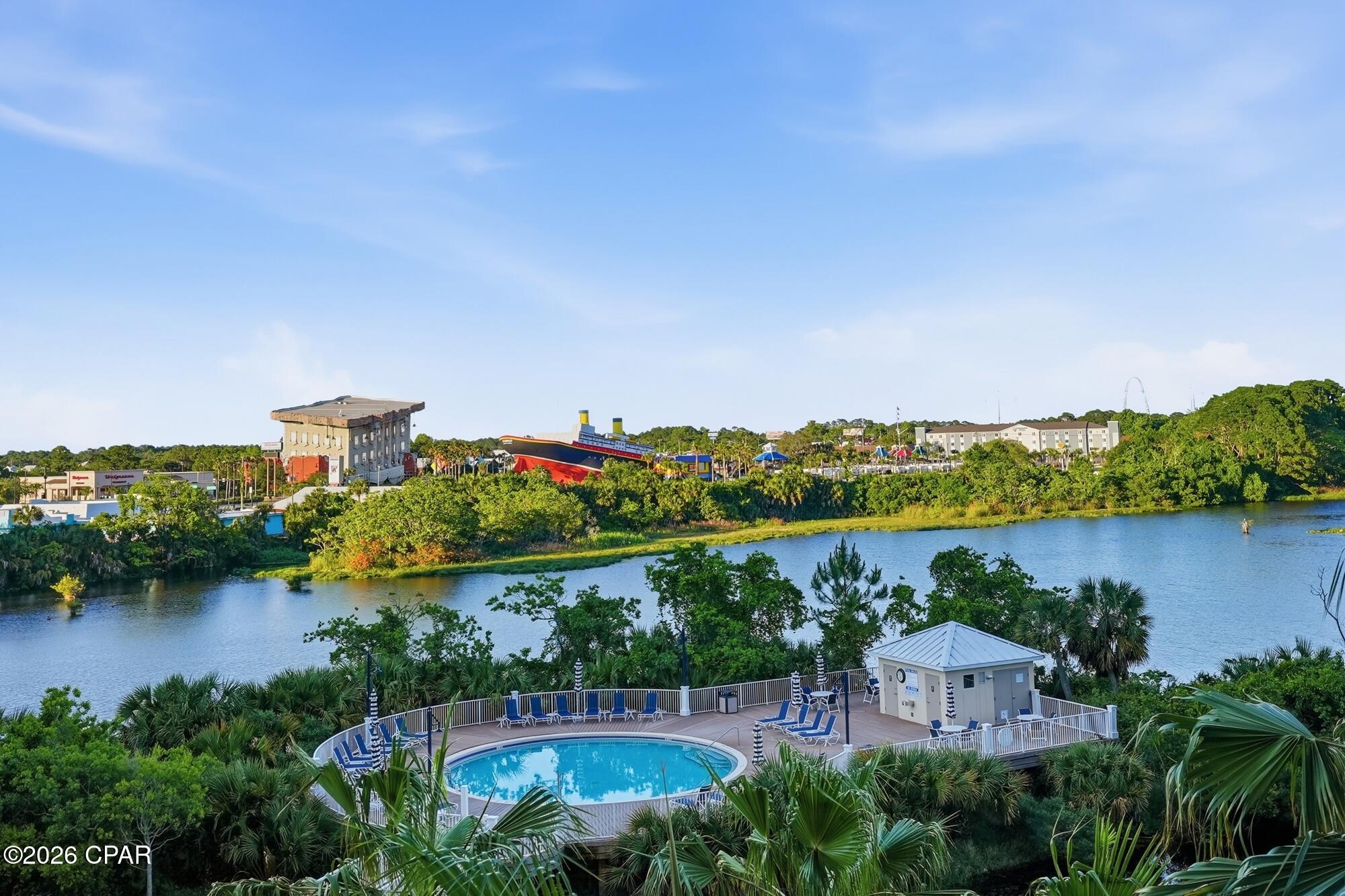 Laketown Wharf - Residential