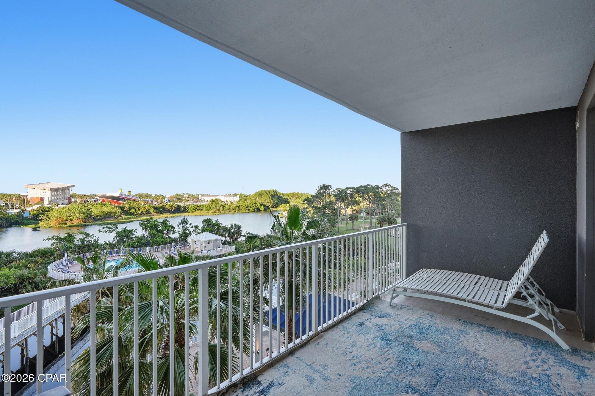 Laketown Wharf - Residential