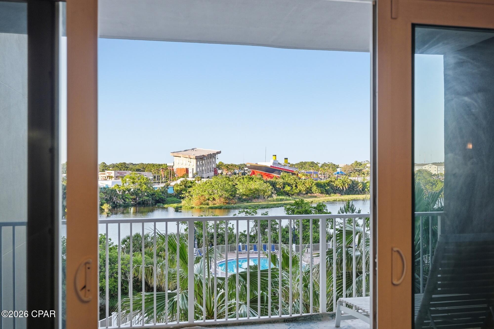 Laketown Wharf - Residential