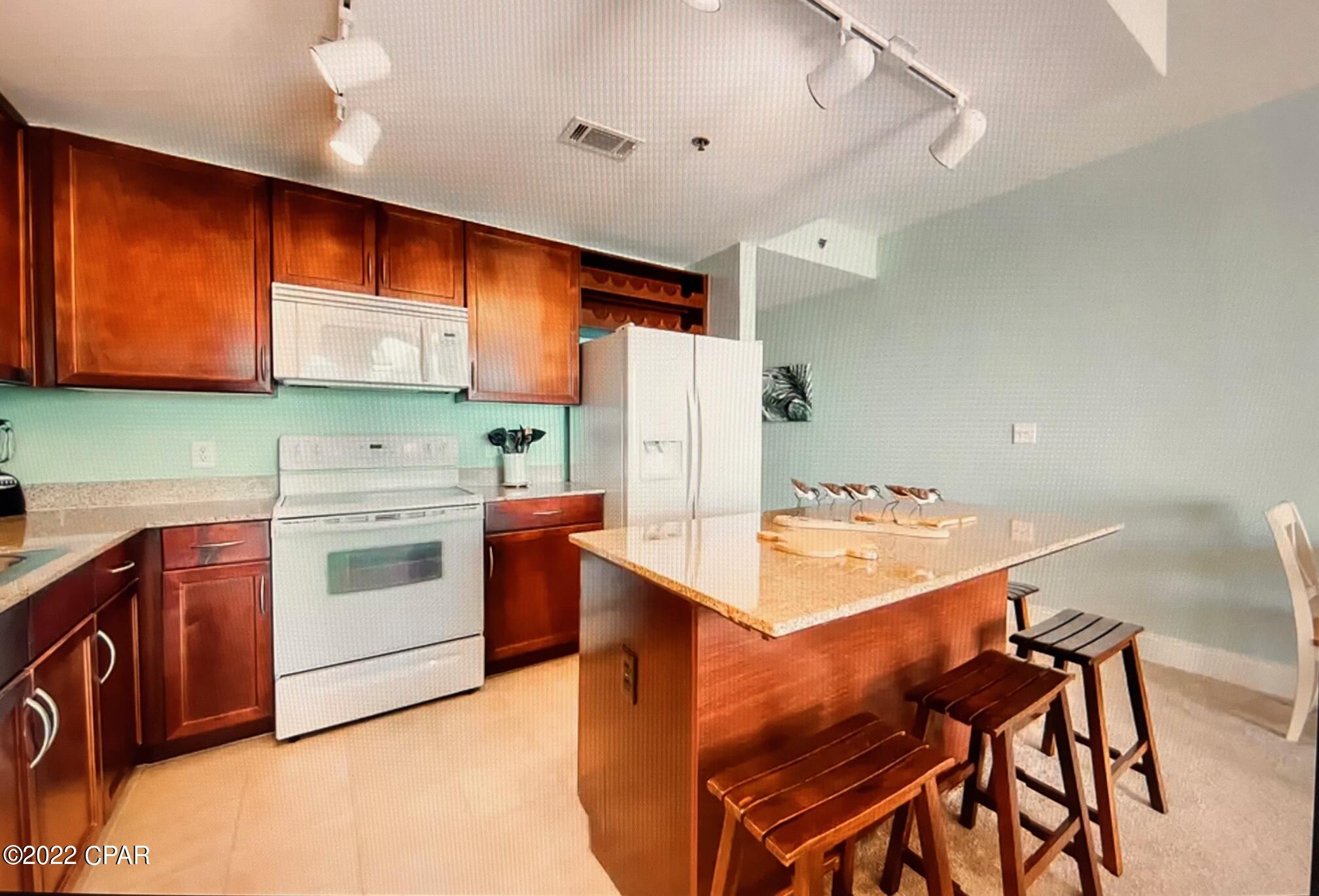 Laketown Wharf - Residential