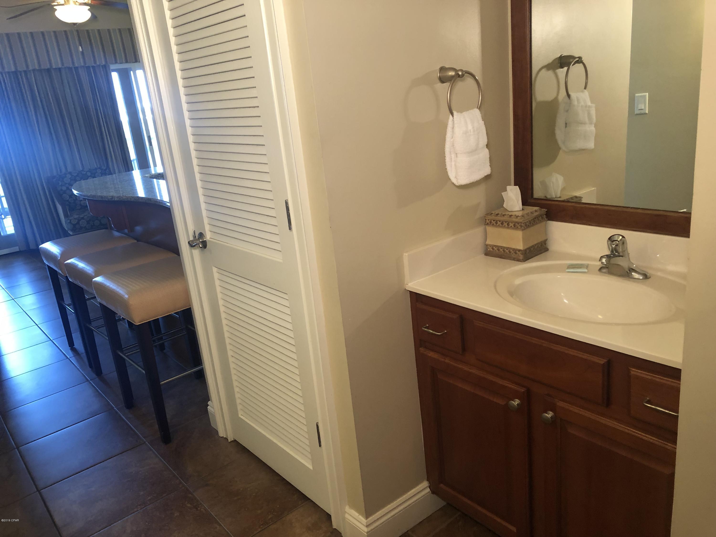 Carillon Beach Inn - Residential