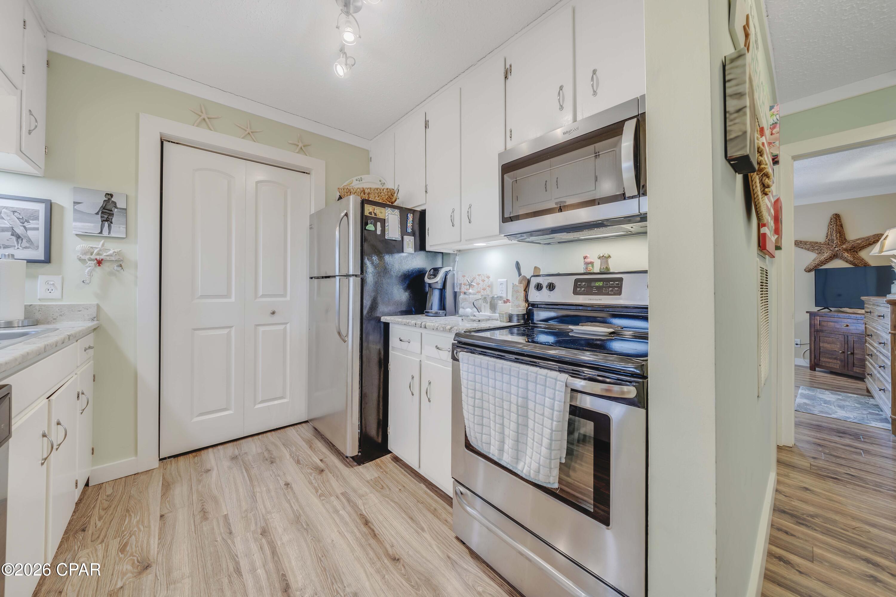 Grand Lagoon Cove Condominium - Residential