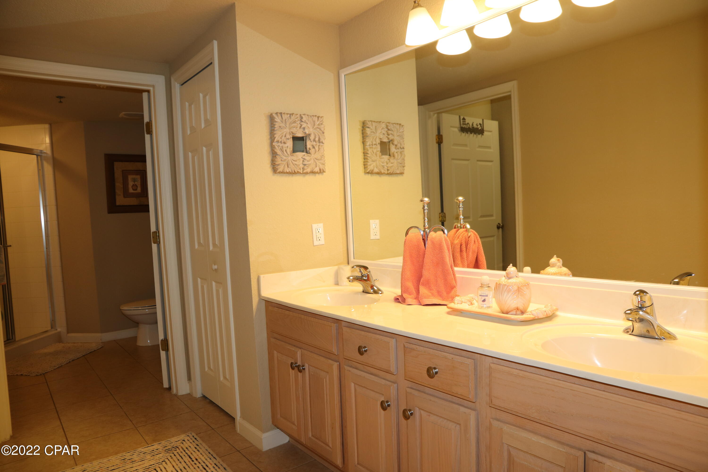 Hibiscus By The Bay - Residential