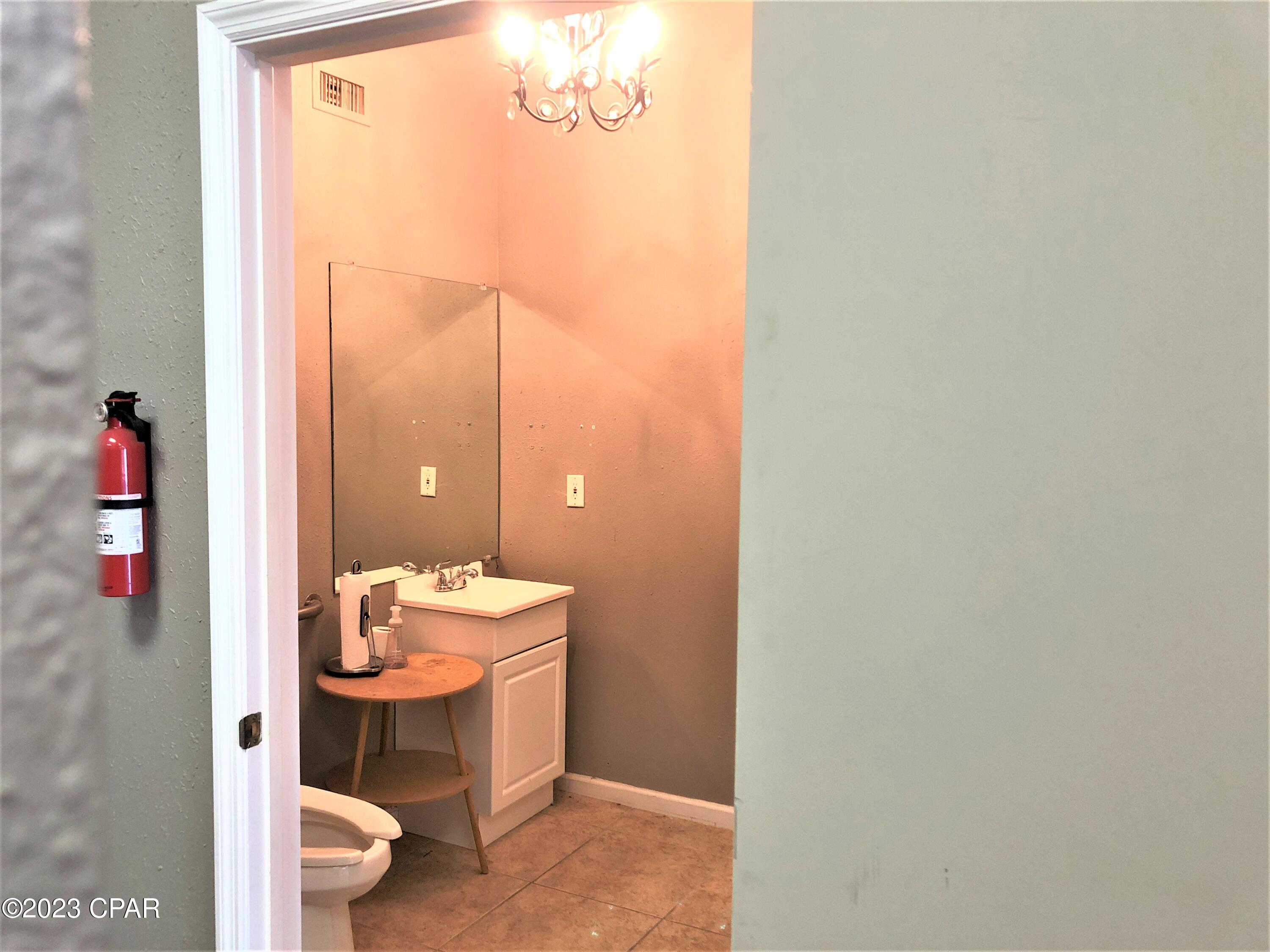 [No Recorded Subdiv] - Commercial Lease