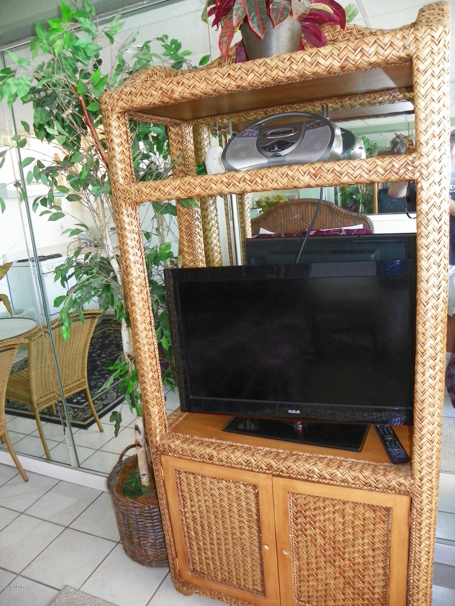 Fontainebleau Terrace - Residential