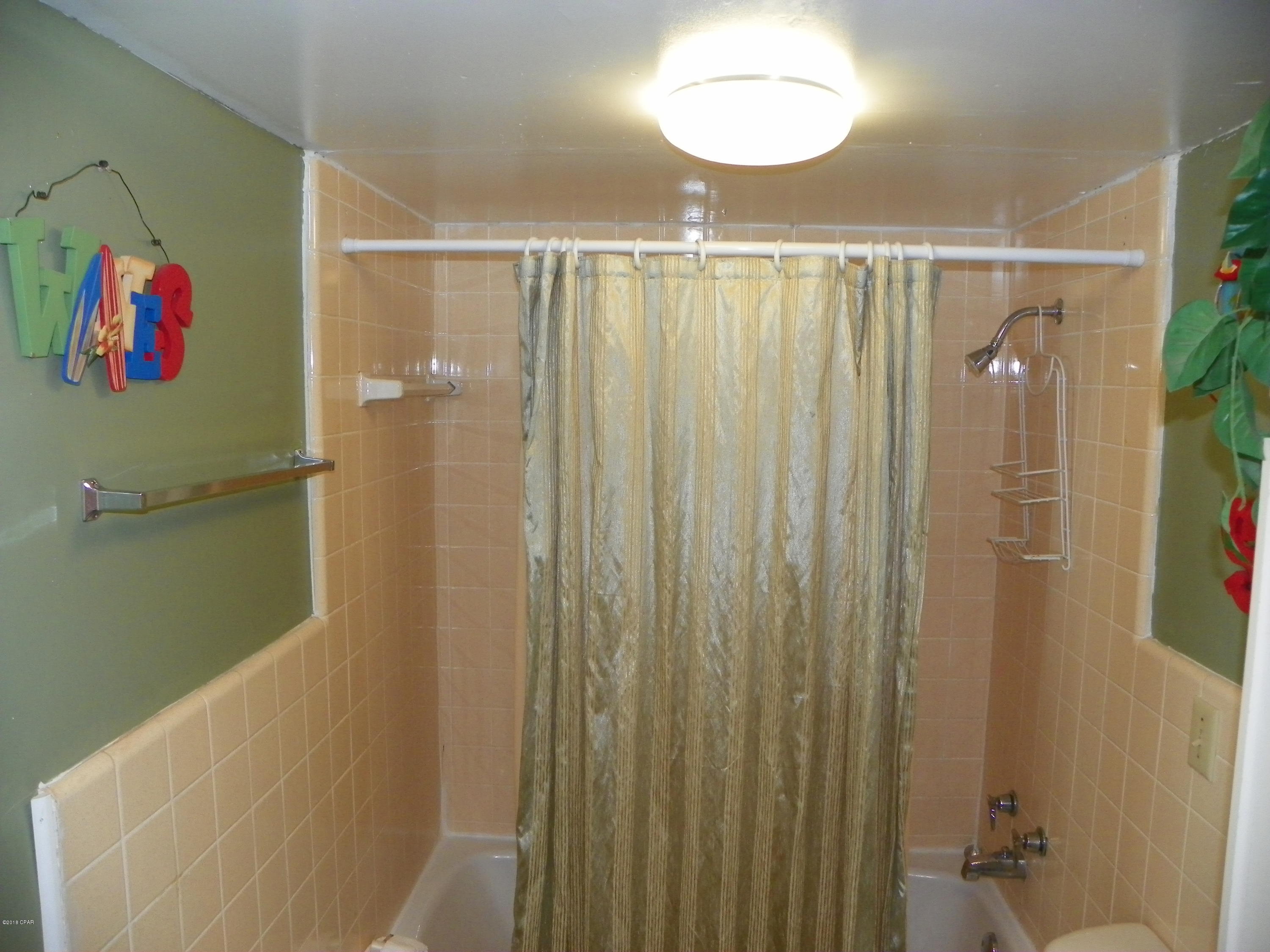 Fontainebleau Terrace - Residential