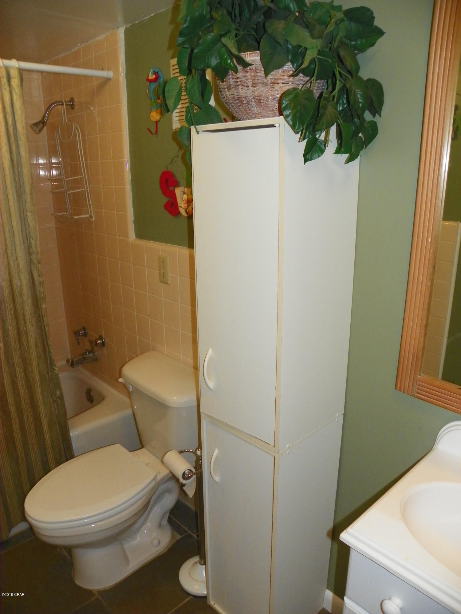 Fontainebleau Terrace - Residential