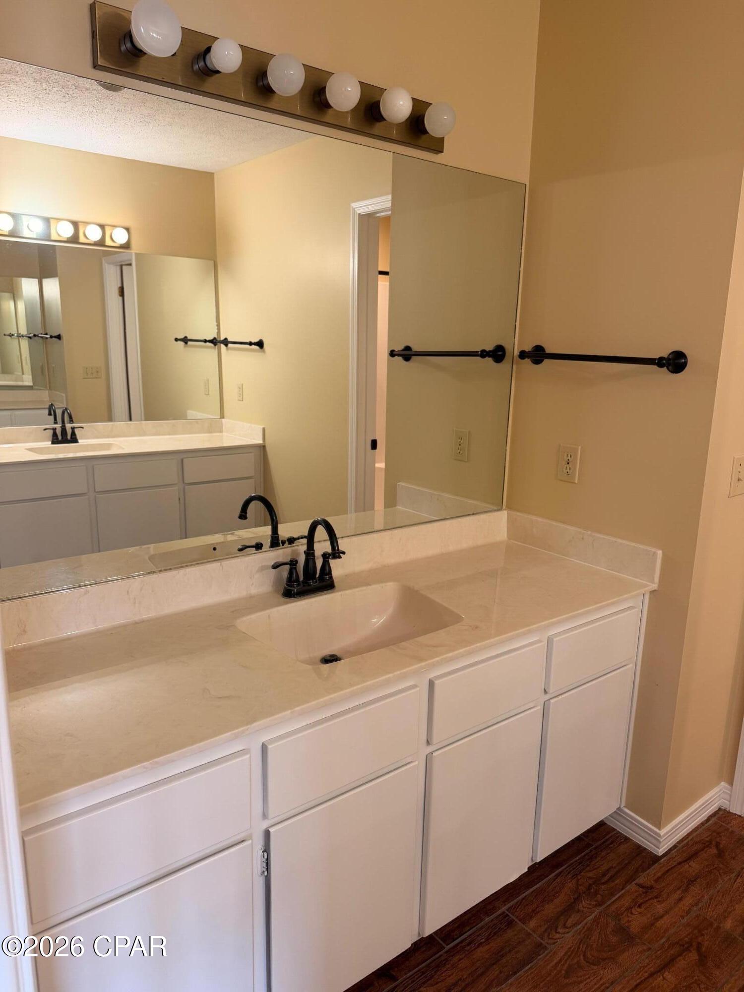 Country Club Harbour Estates - Residential