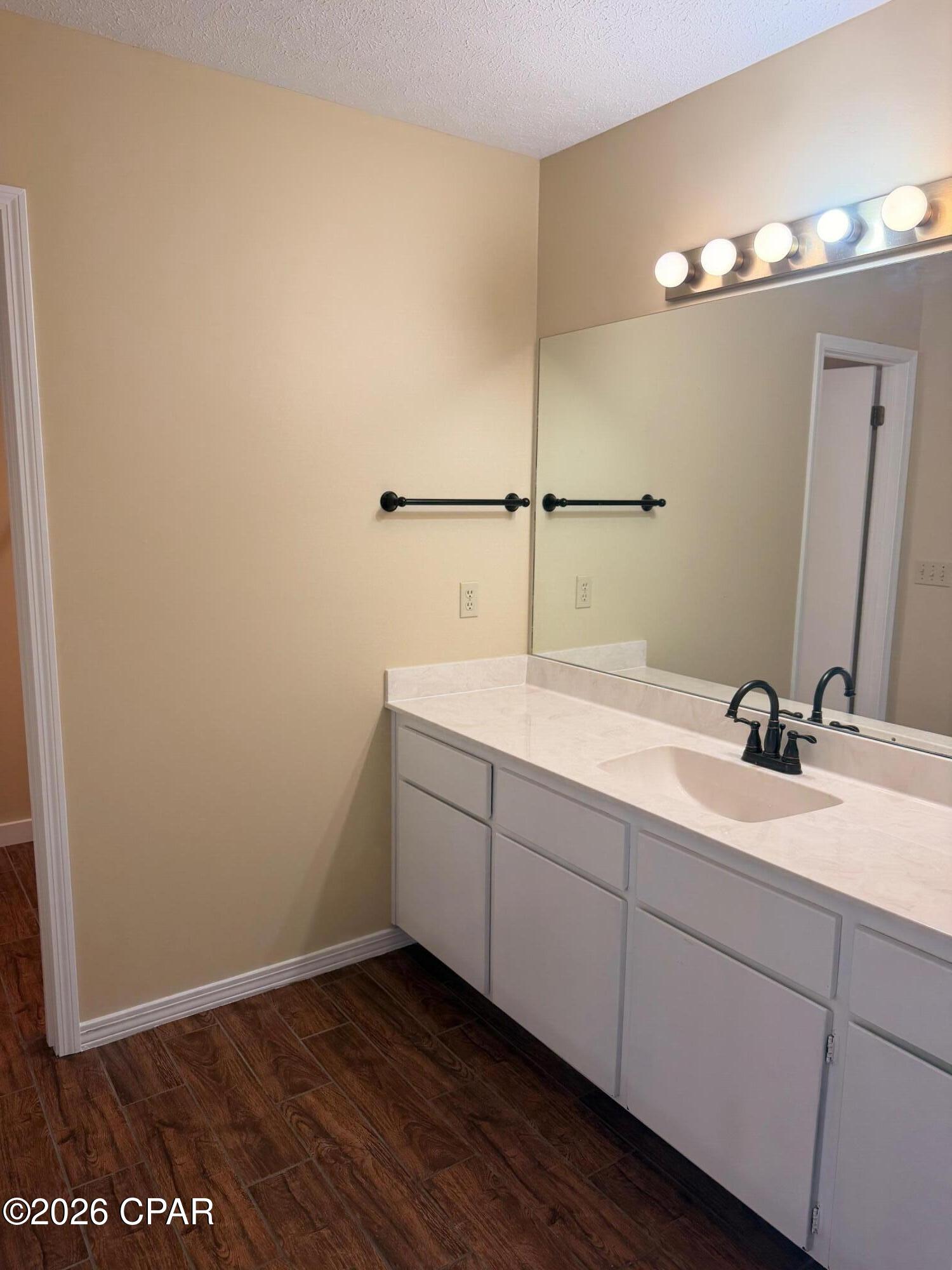 Country Club Harbour Estates - Residential