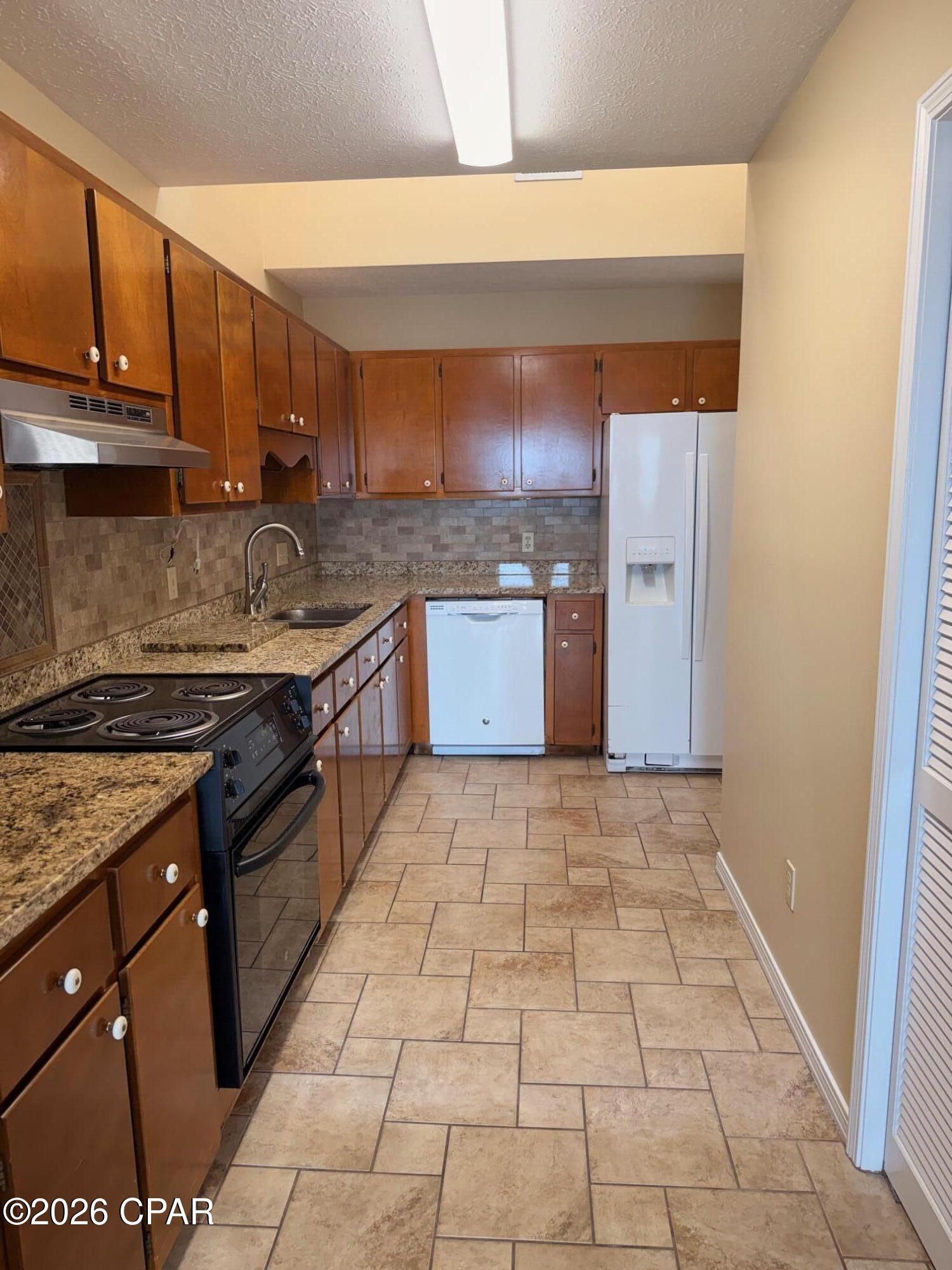 Country Club Harbour Estates - Residential