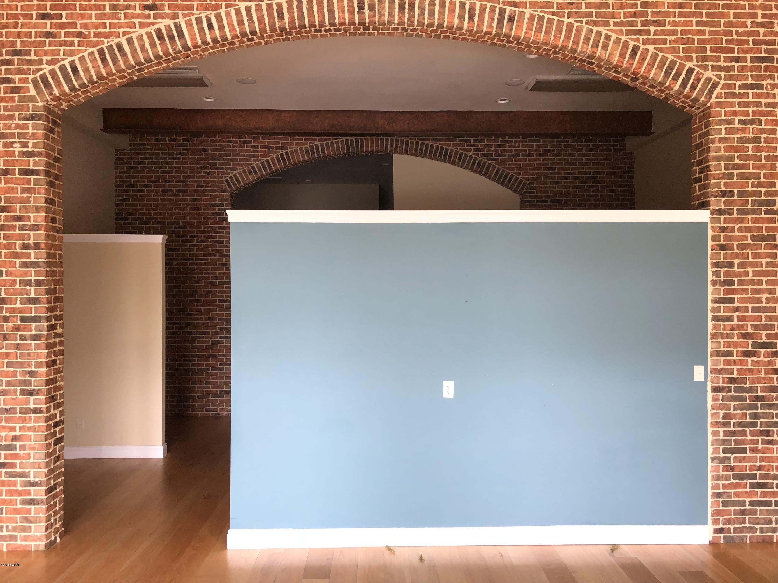 Grand Panama Beach Resort - Commercial Lease