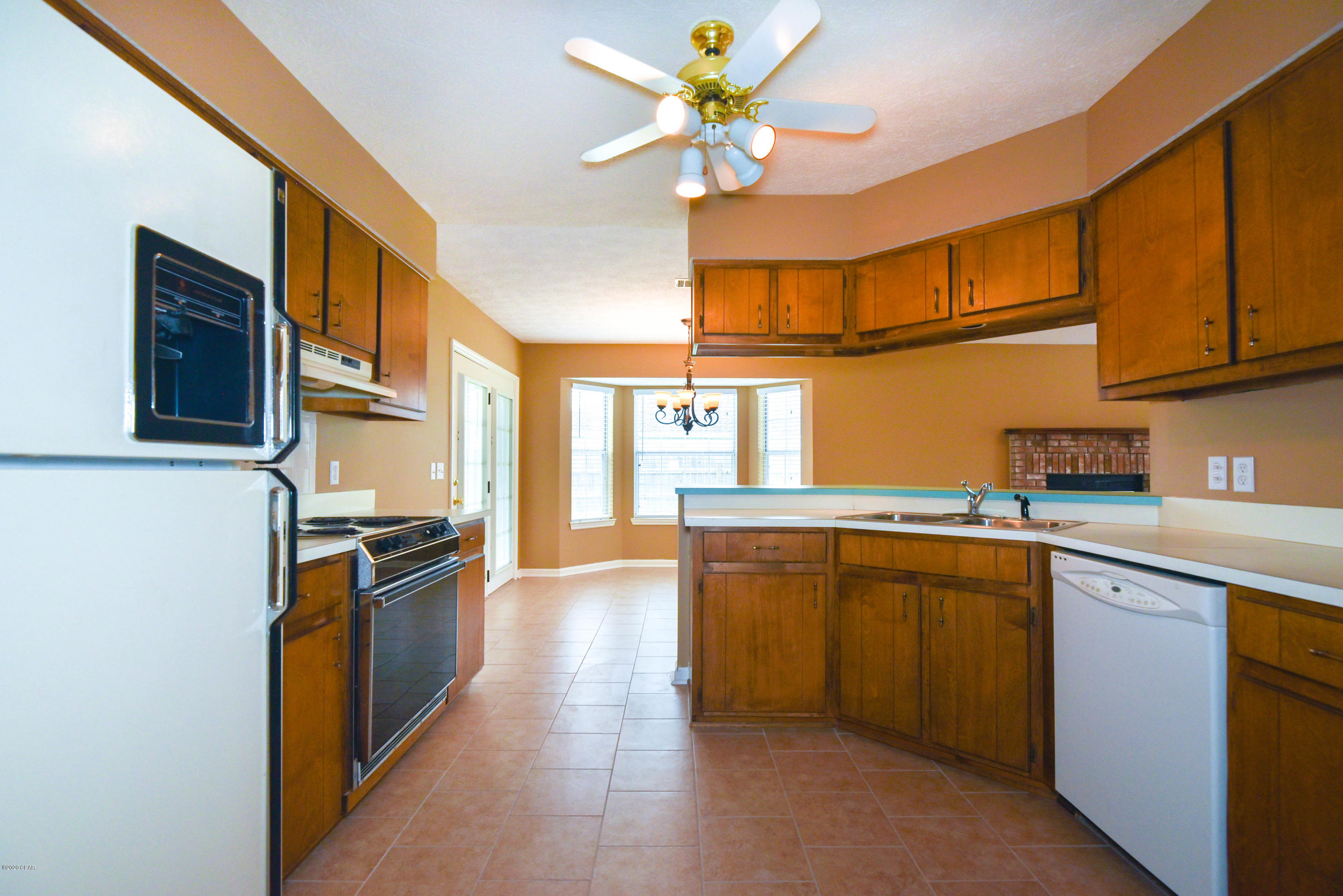 Treasure Palms - Residential