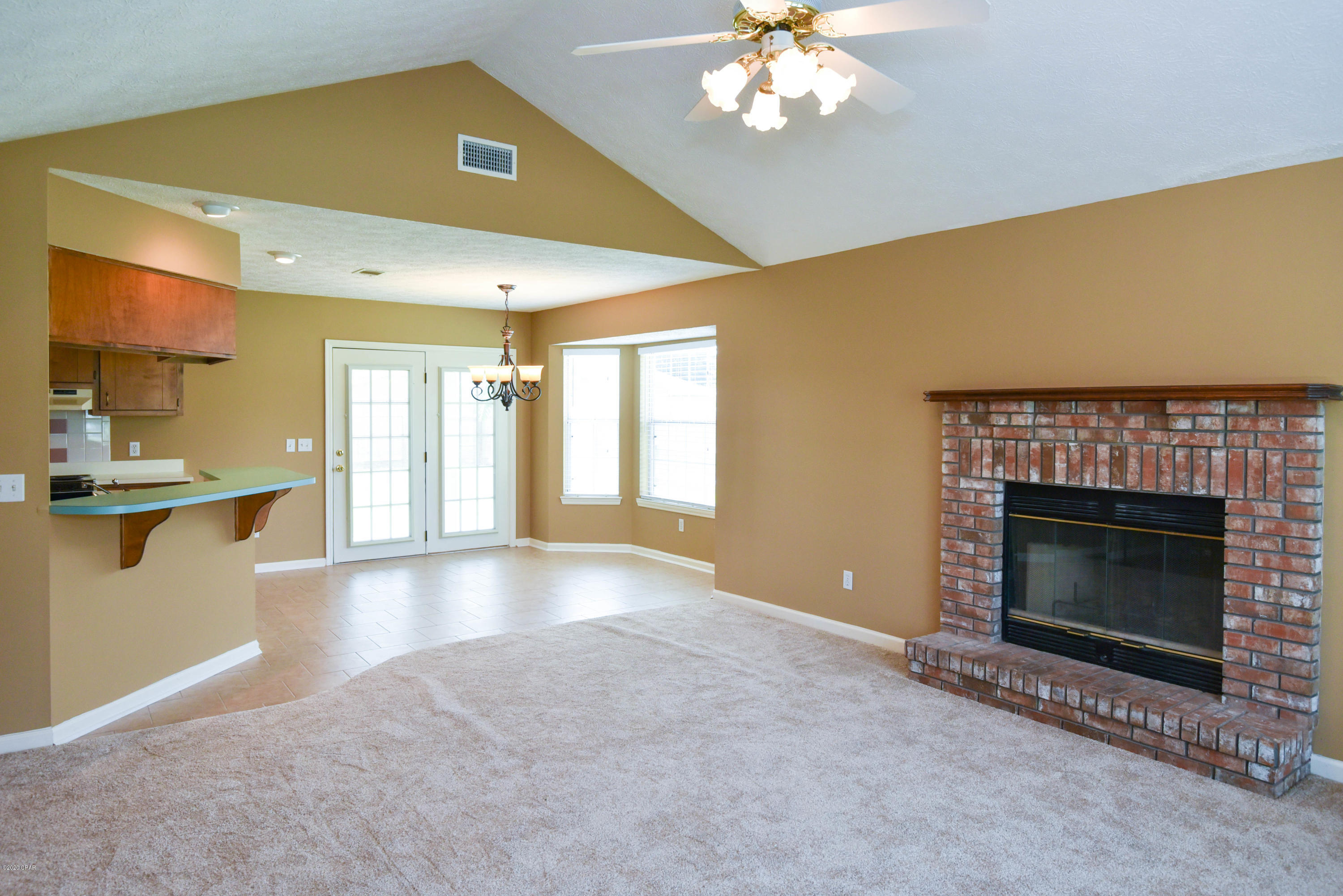 Treasure Palms - Residential