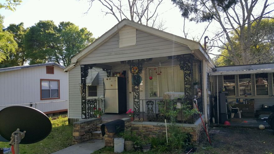 This is a short sale and needs a third party release.  Nice bungalow located in the heart of Panama City.  Needs TLC but lots of potential.  Solid home with ample bedrooms.
