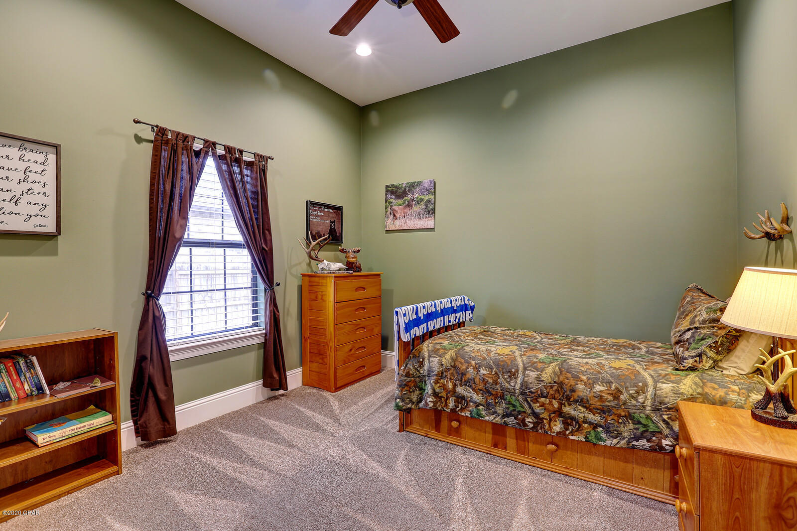 College Oaks - Residential