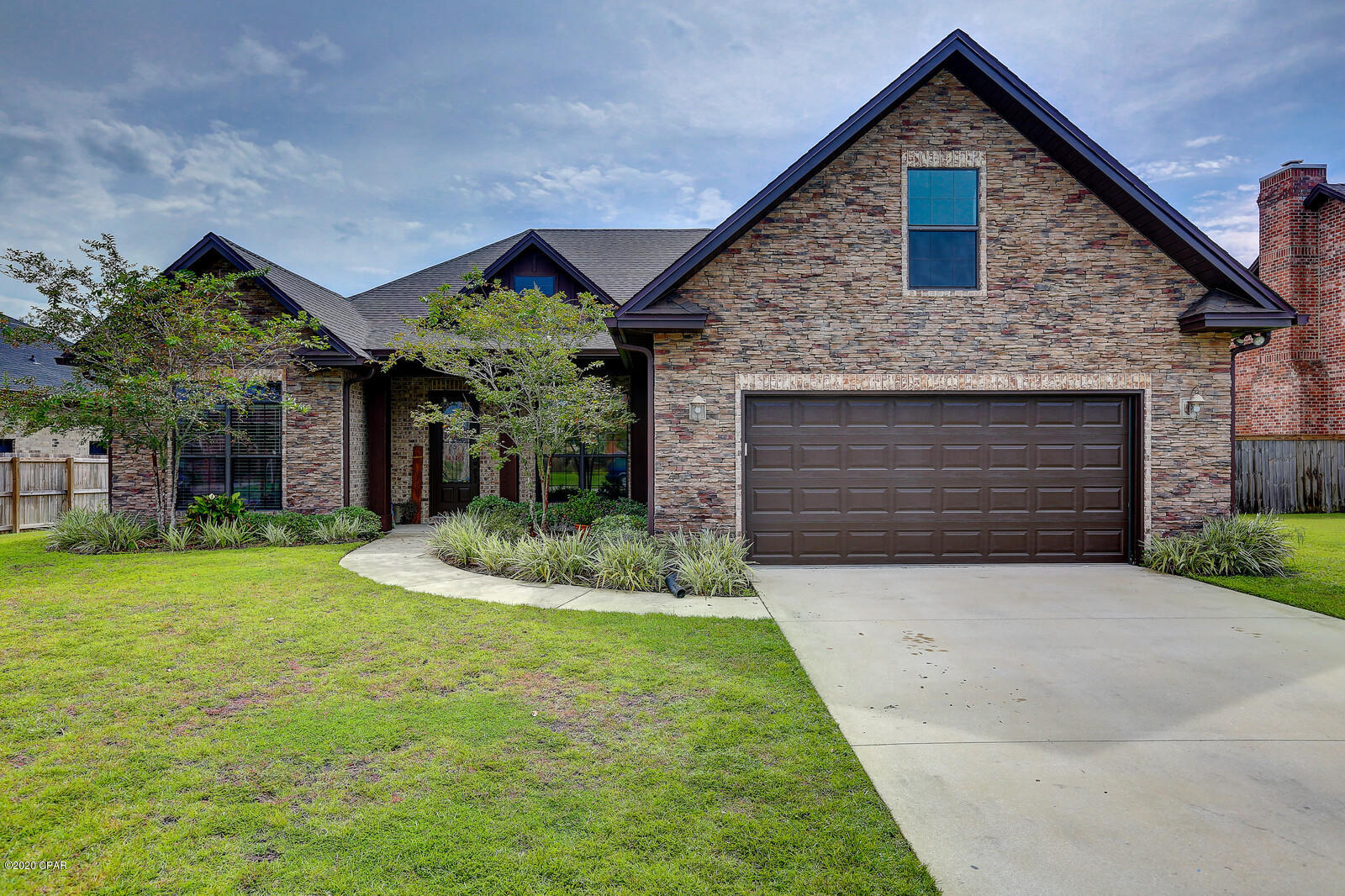 College Oaks - Residential